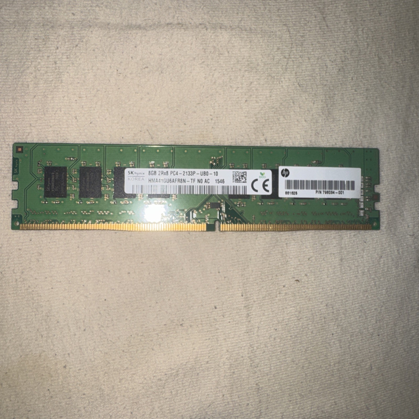 SK Hynix 8GB DDR4 2666MHz PC4-21300 288-Pin UDIMM Desktop RAM (HMA81GU6JJR8N-VK)