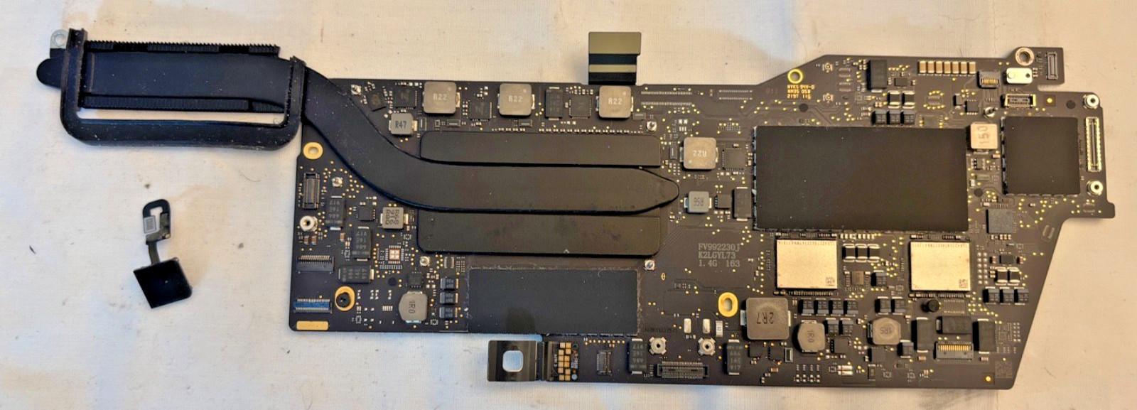 OEM MacBook PRO A2159 2019 Logic Board i7 16GB 128GB 820-01598-A TOUCH ID