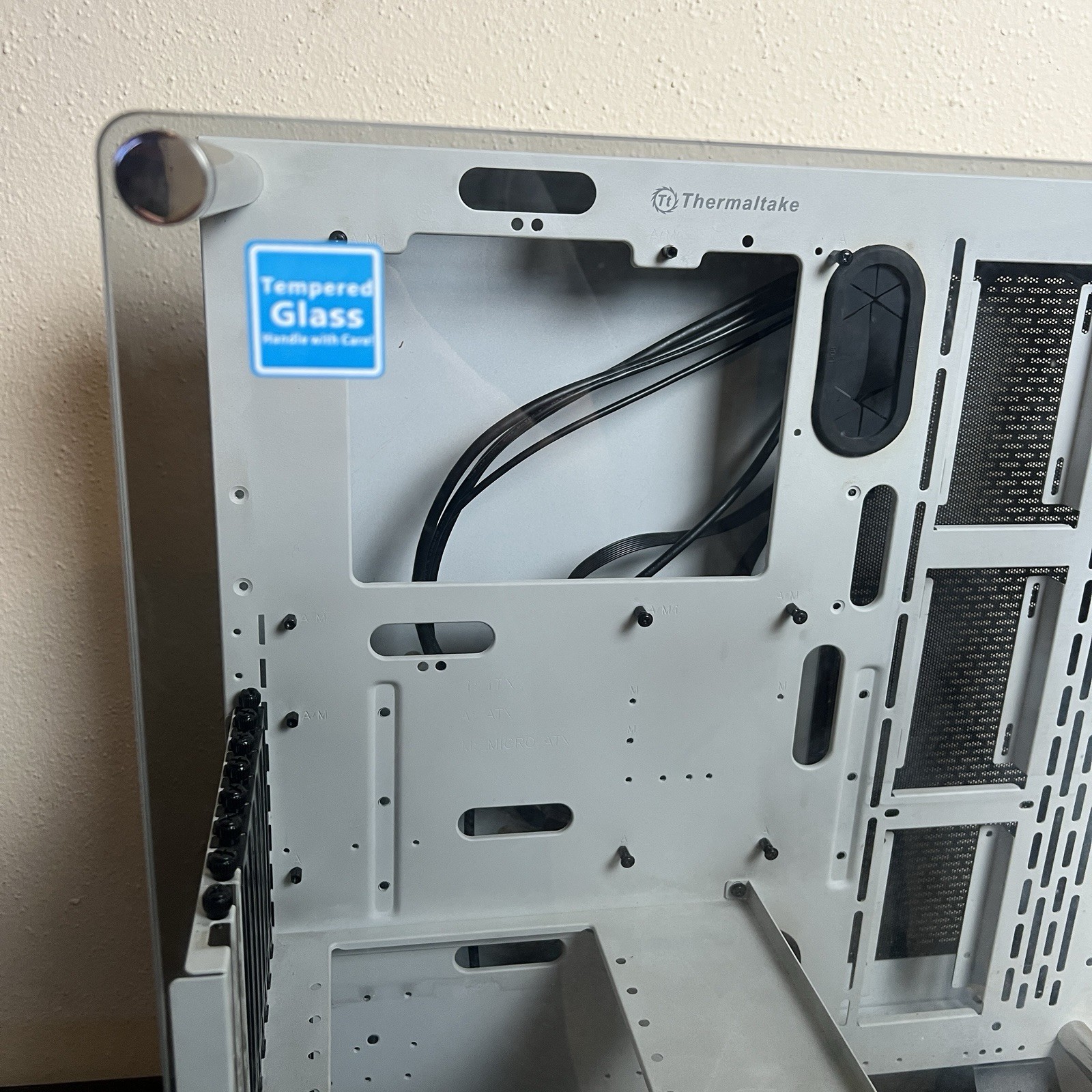 Thermaltake Core P3 White Mid Tower Open Frame Tempered Glass ATX, Mini Micro