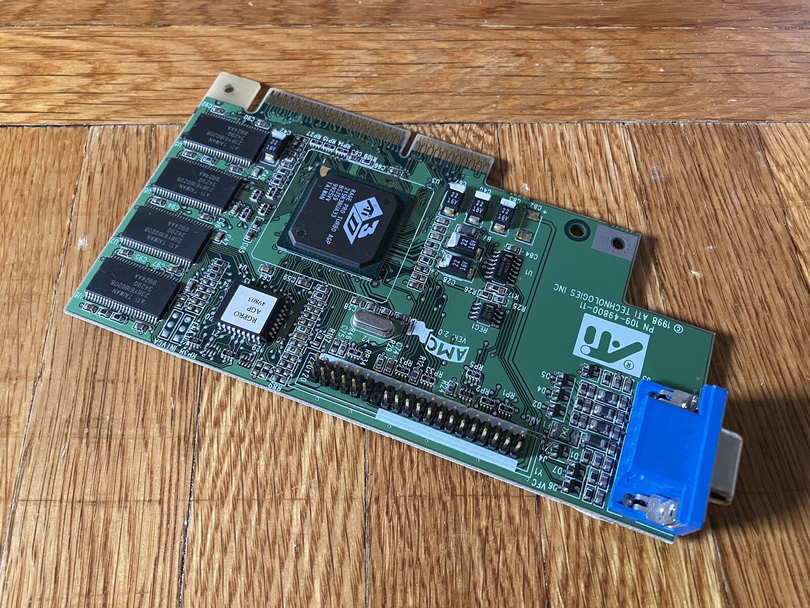 ATI 3D Rage Pro Turbo AGP 8MB without bracket retro PC Windows 95/98 DOS