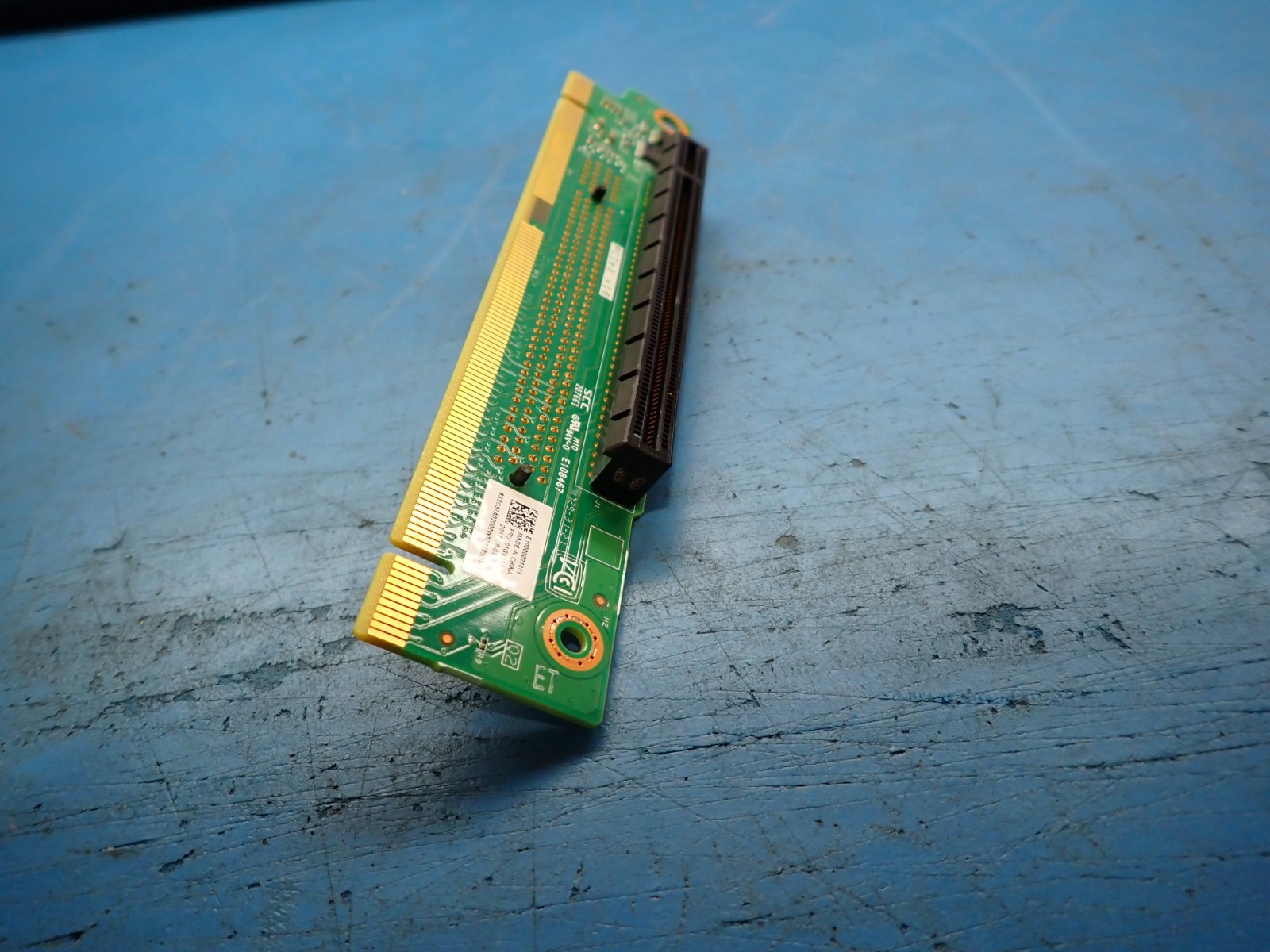 Lenovo 01GV296 ThinkSystem SR530/SR570/SR630 x8/x16 PCIe LP+LP Ri Riser Card