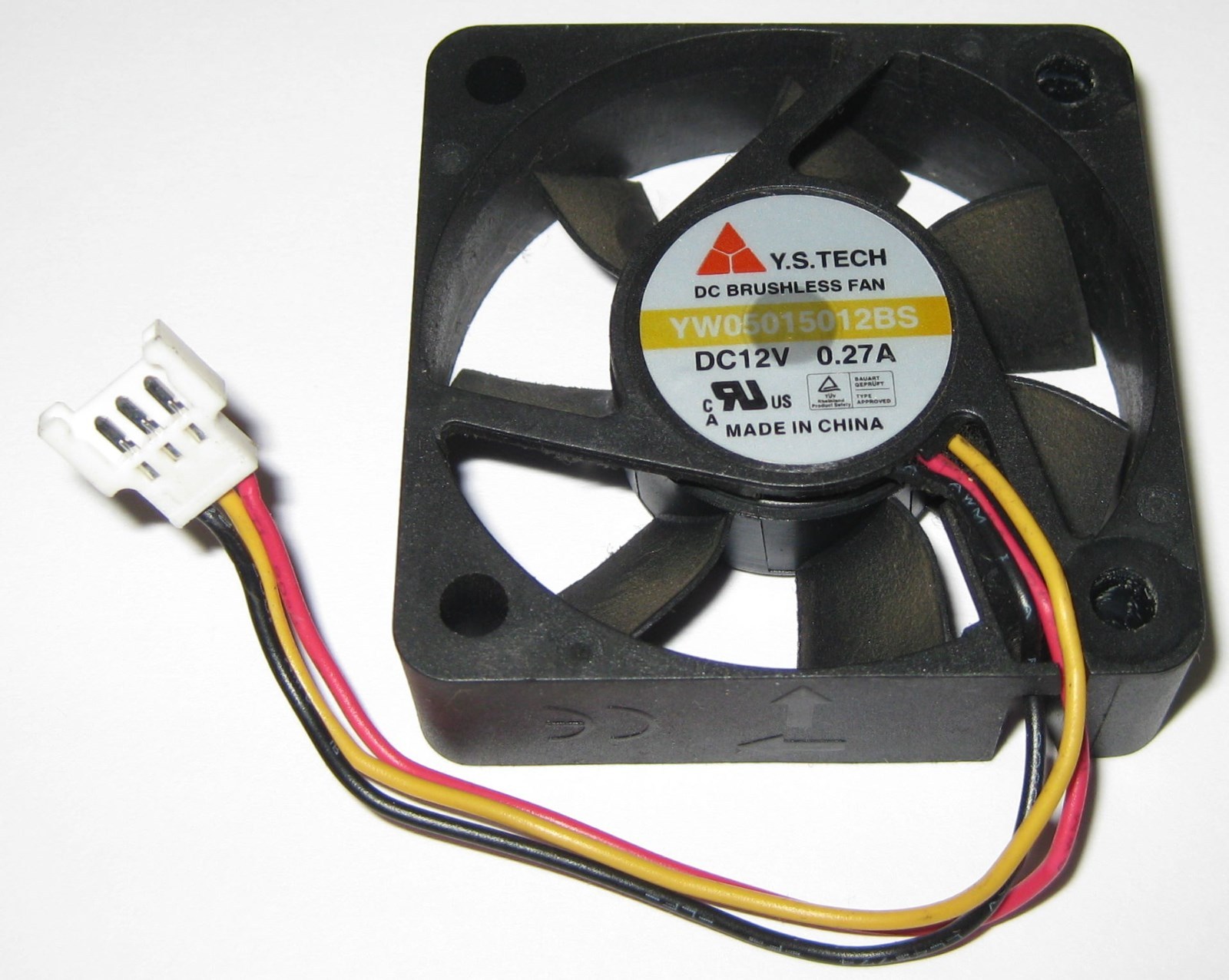 Y.S. Tech 50 mm x 15 mm Cooling Fan – 12 V – 17 CFM – 5500 RPM – 3 Pin Male Plug