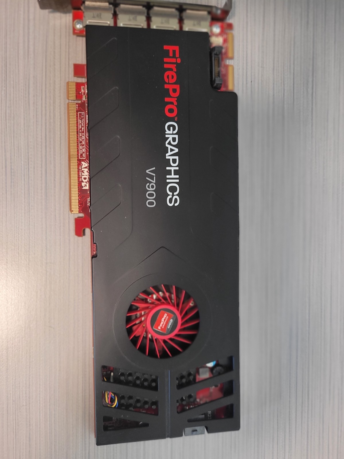 AMD FirePro V7900 (100-505647) 2GB GDDR5 SDRAM PCI Express x16 Graphics adapter