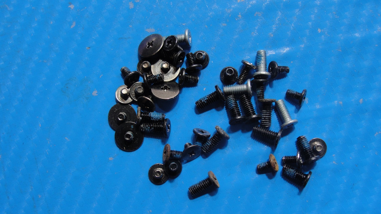 HP 17.3” 17-cn3033cl Genuine Laptop Screw Set Screws for Repair ScrewSet