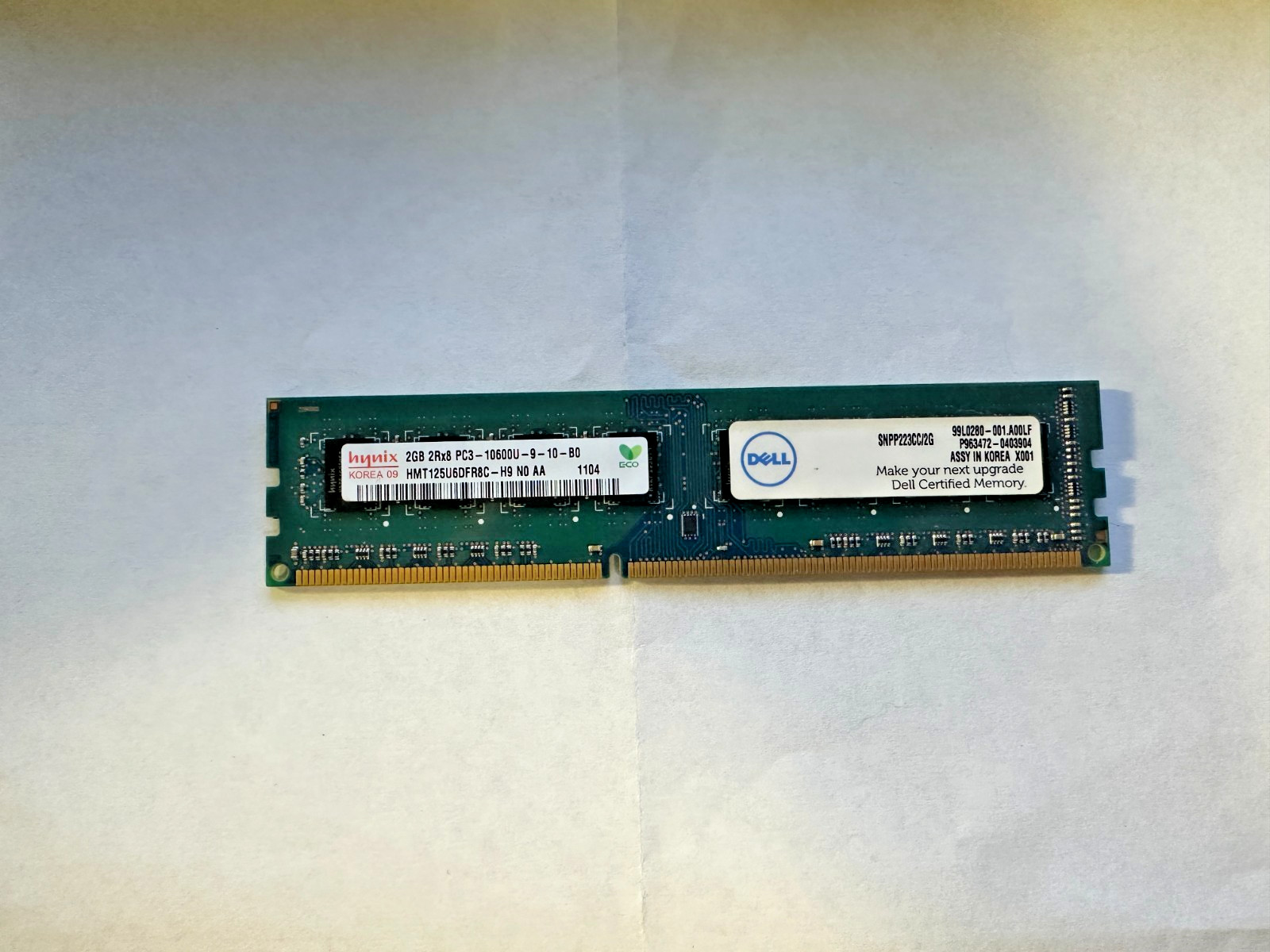 Hynix 2GB DIMM 1333 MHz DDR3 Memory (HMT325U6CFR8C-H9)