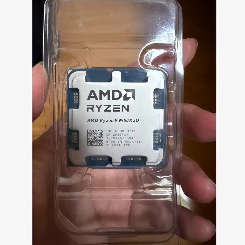 AMD Ryzen 9 9950X3D 12-Core 24-Thread 3D V-Cache Zen4 AM5 Desktop Processor CPU
