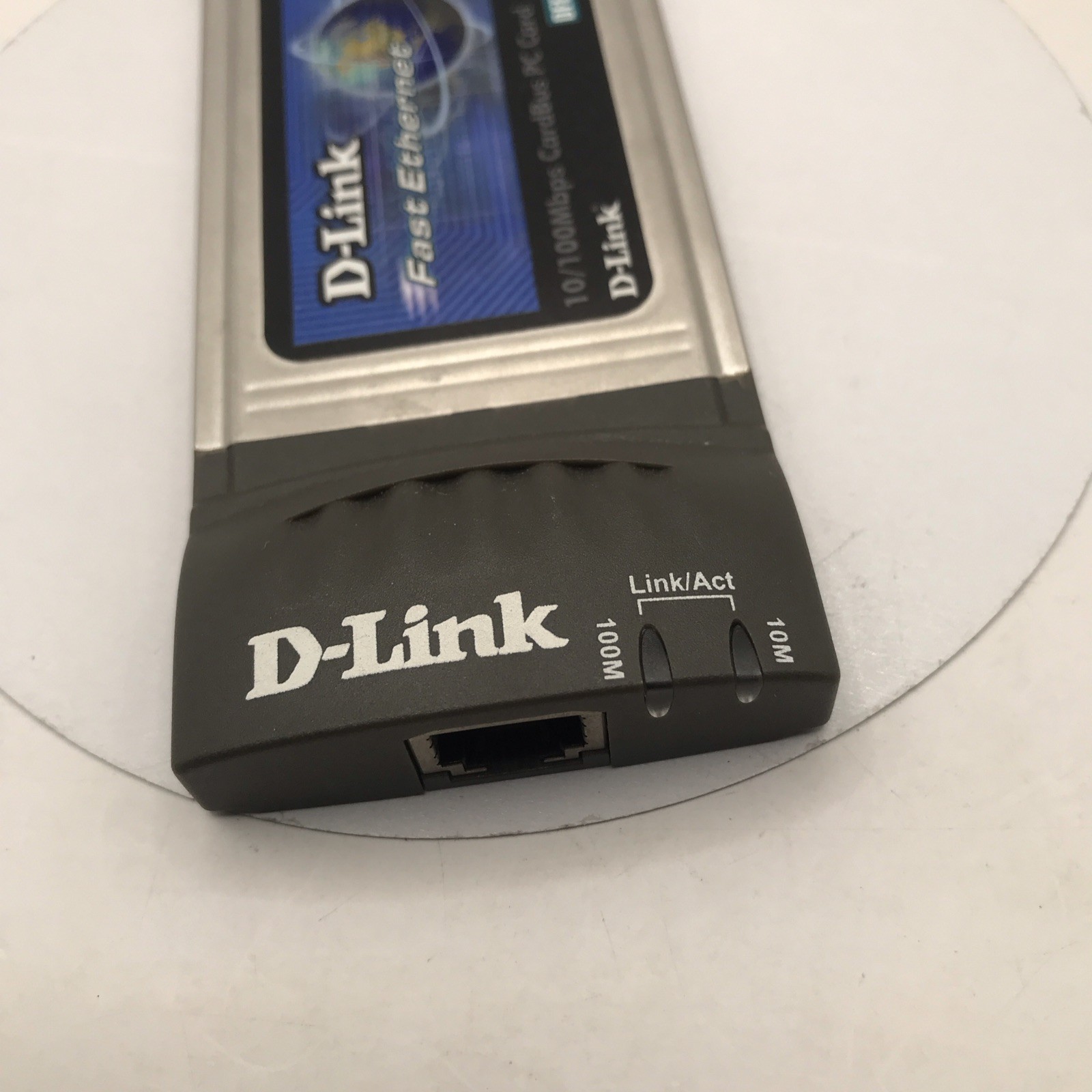 D-Link DFE-690TXD Wired CardBus Ethernet Adapter 1 Port 100 Mbps RJ-45