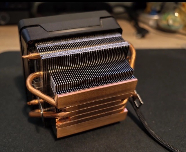 AMD Ryzen 7 1700X 3.8GHz Eight Core (YD170XBCAEWOF) Processor