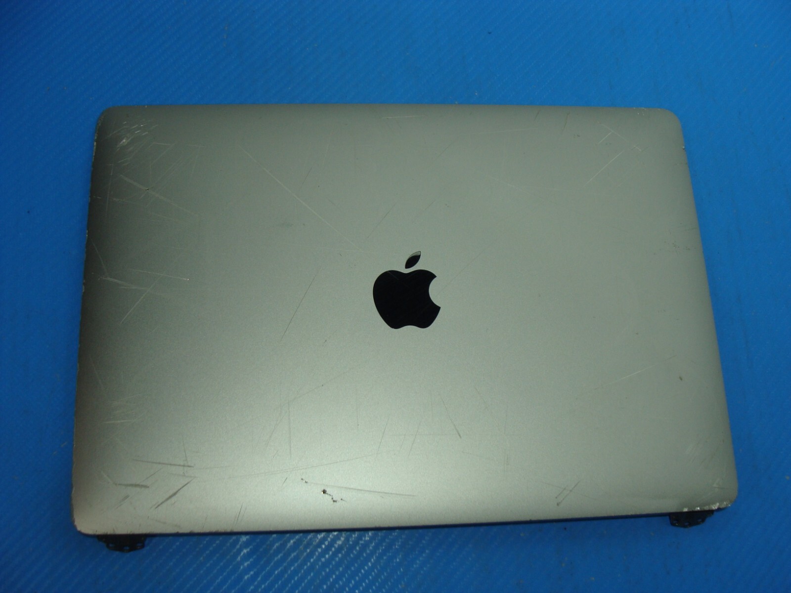 MacBook Pro A2159 2019 MUHN2LL 13″ LCD Screen Assembly Gray 661-12829