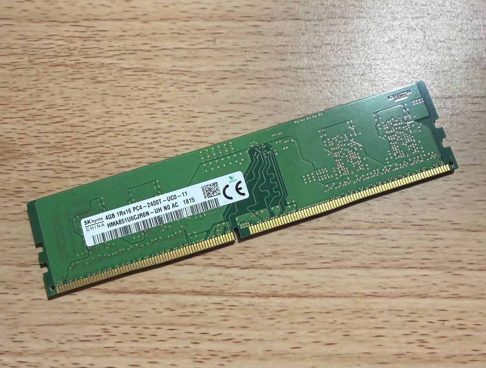SK Hynix 4GB Desktop RAM UDIMM (1x 4GB) DDR4 2400MHz PC4-2400T HMA851U6CJR6N-UH
