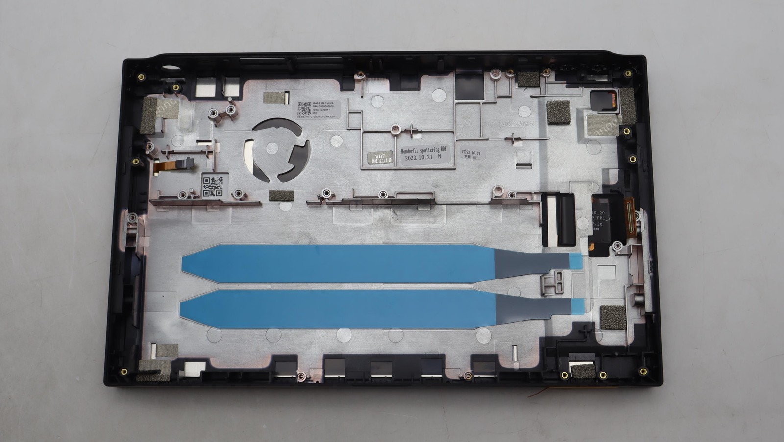 5D10S40055 – LCD Module, 8.8inch, Wquxga, Touch, Glossy, IPS, 97i-p3