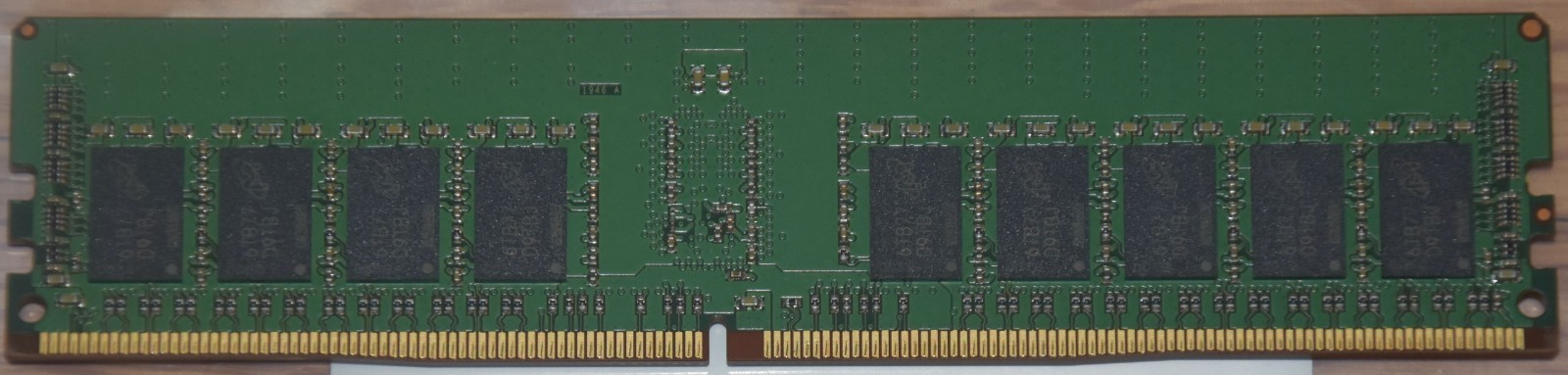 Micron 16GB MTA18ASF2G72PZ-2G3B1 PC4-17000 DDR4-2133 2Rx8 ECC RDIMM Server RAM