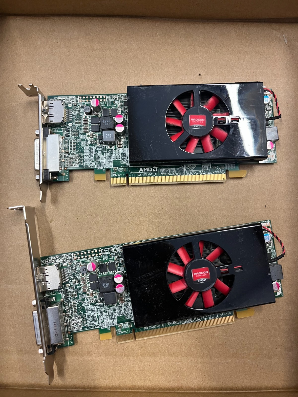LOT OF 12 Dell AMD Radeon HD8570 1GB Low Profile Graphics card DVI – DP 0YT0RH