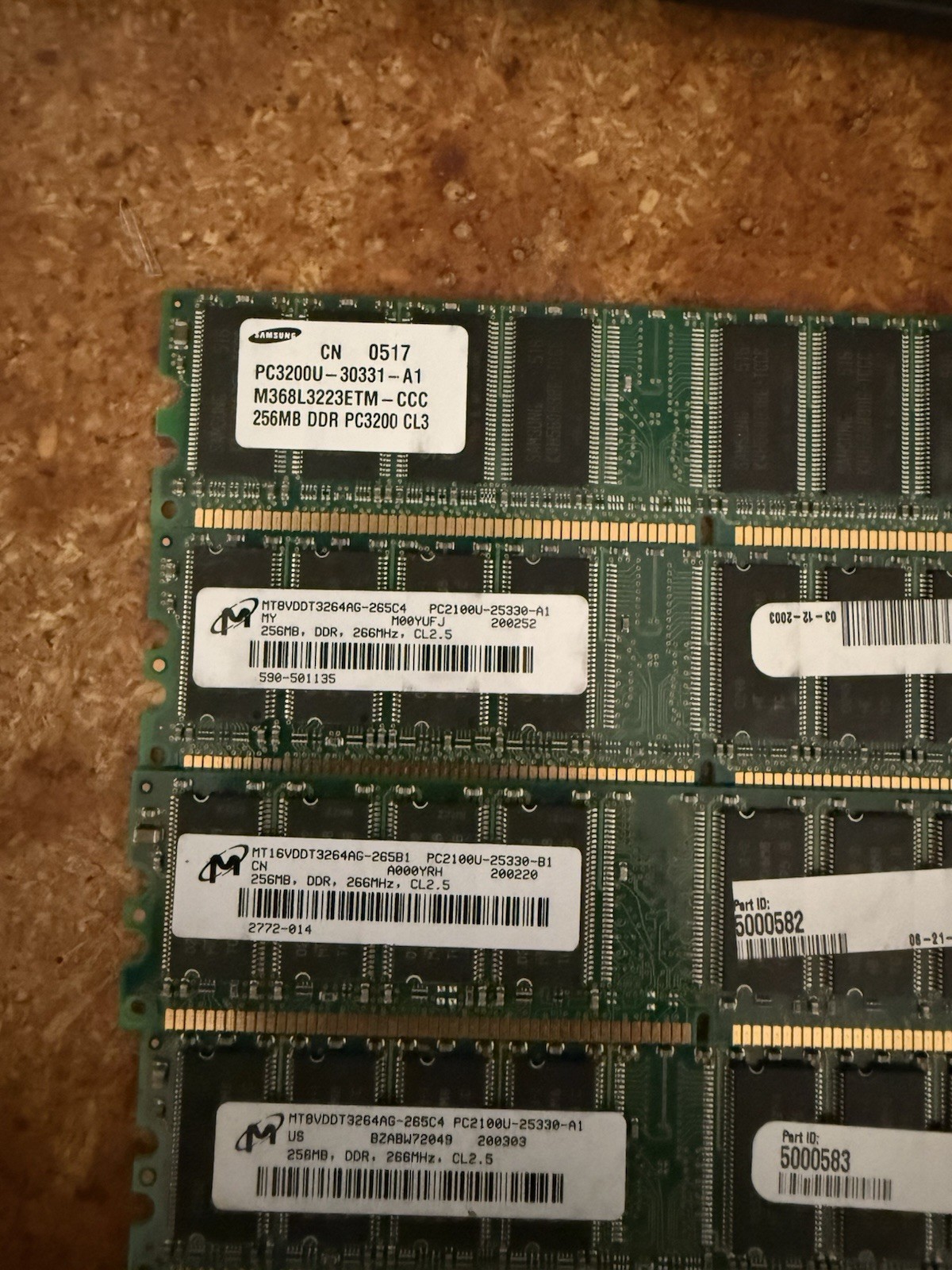 Lot of 8 MISC RAM DDR/DDR2 256/512MB Micron Samsung