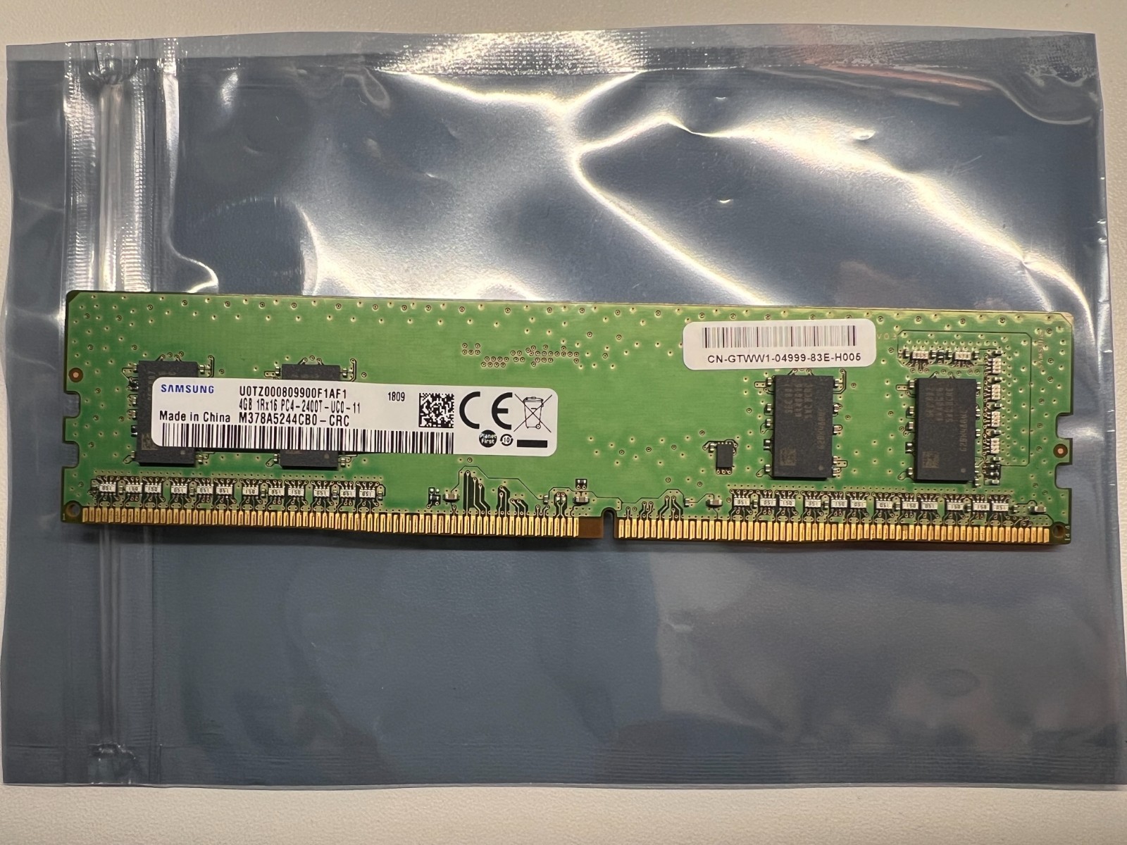 Samsung 4GB 1Rx16 PC4-2400T Desktop Memory DDR4 M378A5244CB0-CRC
