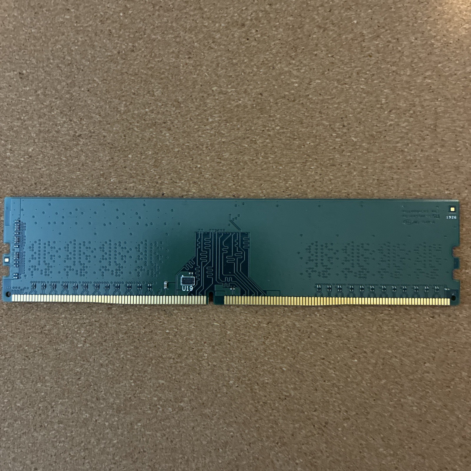 8GB Crucial CT8G4DFS8266.M8FE DDR4 2666MHz UDIMM Desktop RAM – CL19