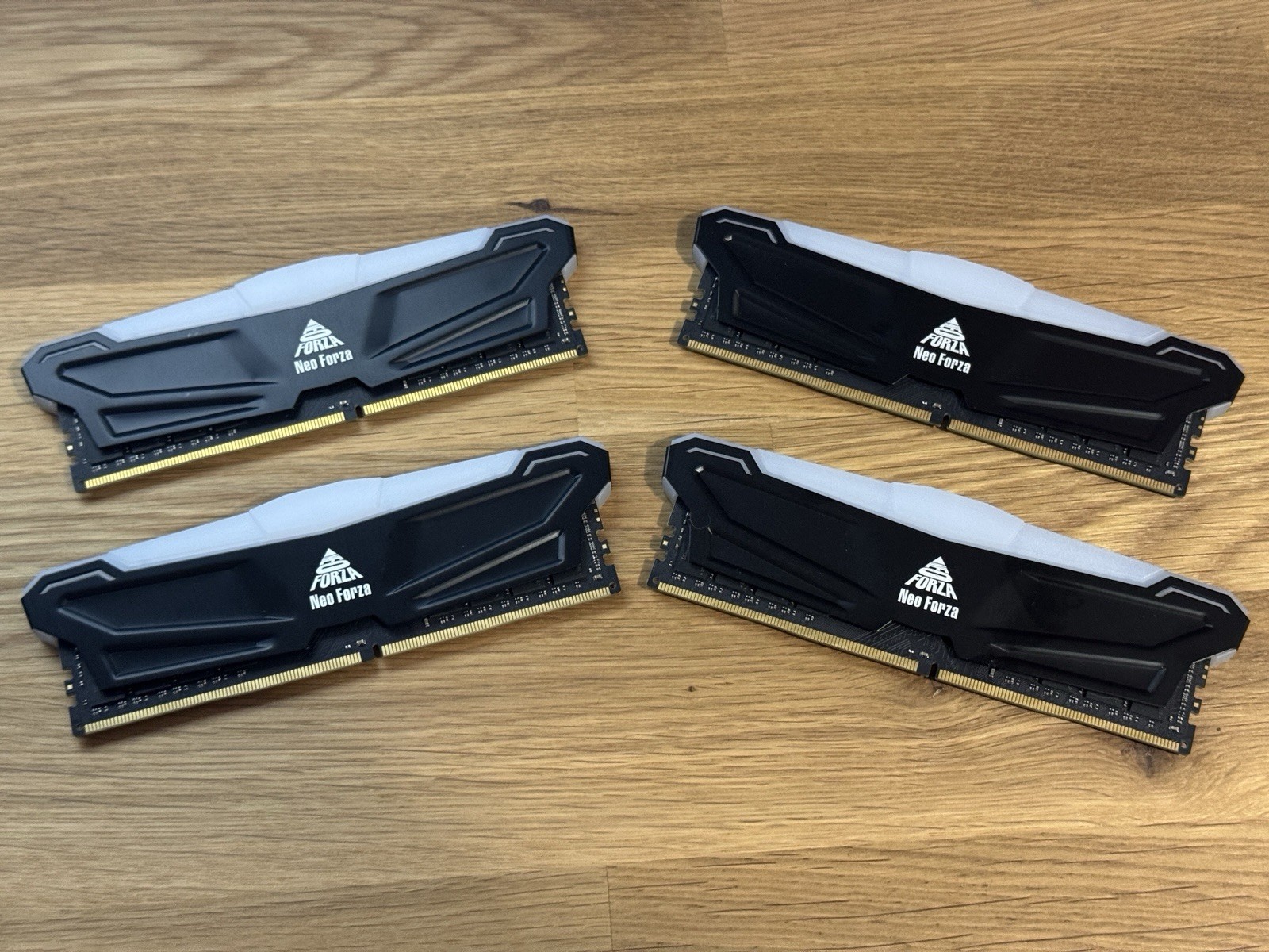 Neo Forza DDR4 SDRAM DDR4-3200 32GB (4x8GB) UDIMM PC4-25600 CL16