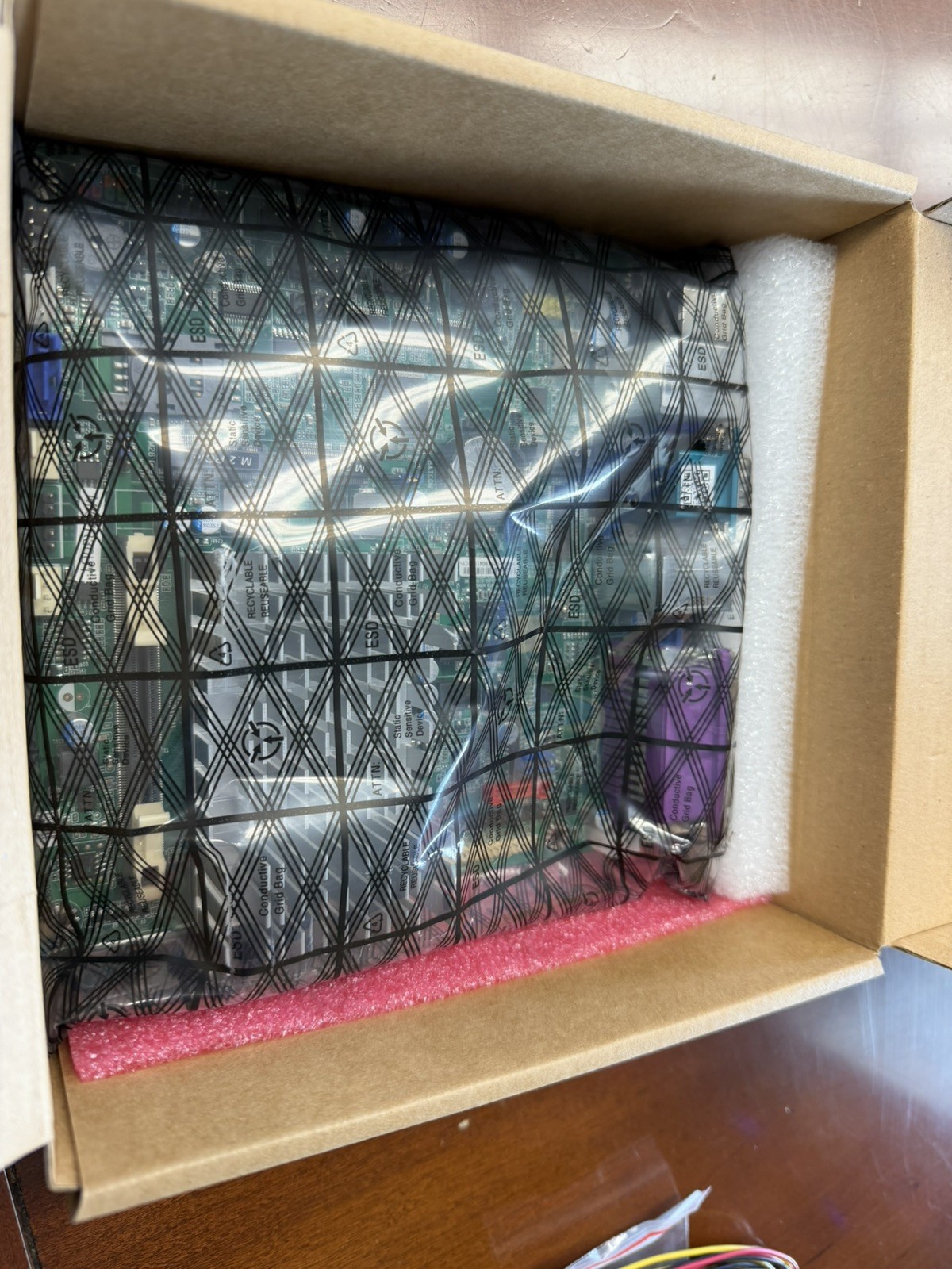Jetway MI97R-30UT Mini-ITX Industrial Motherboard w/Realtek LAN New in the box.