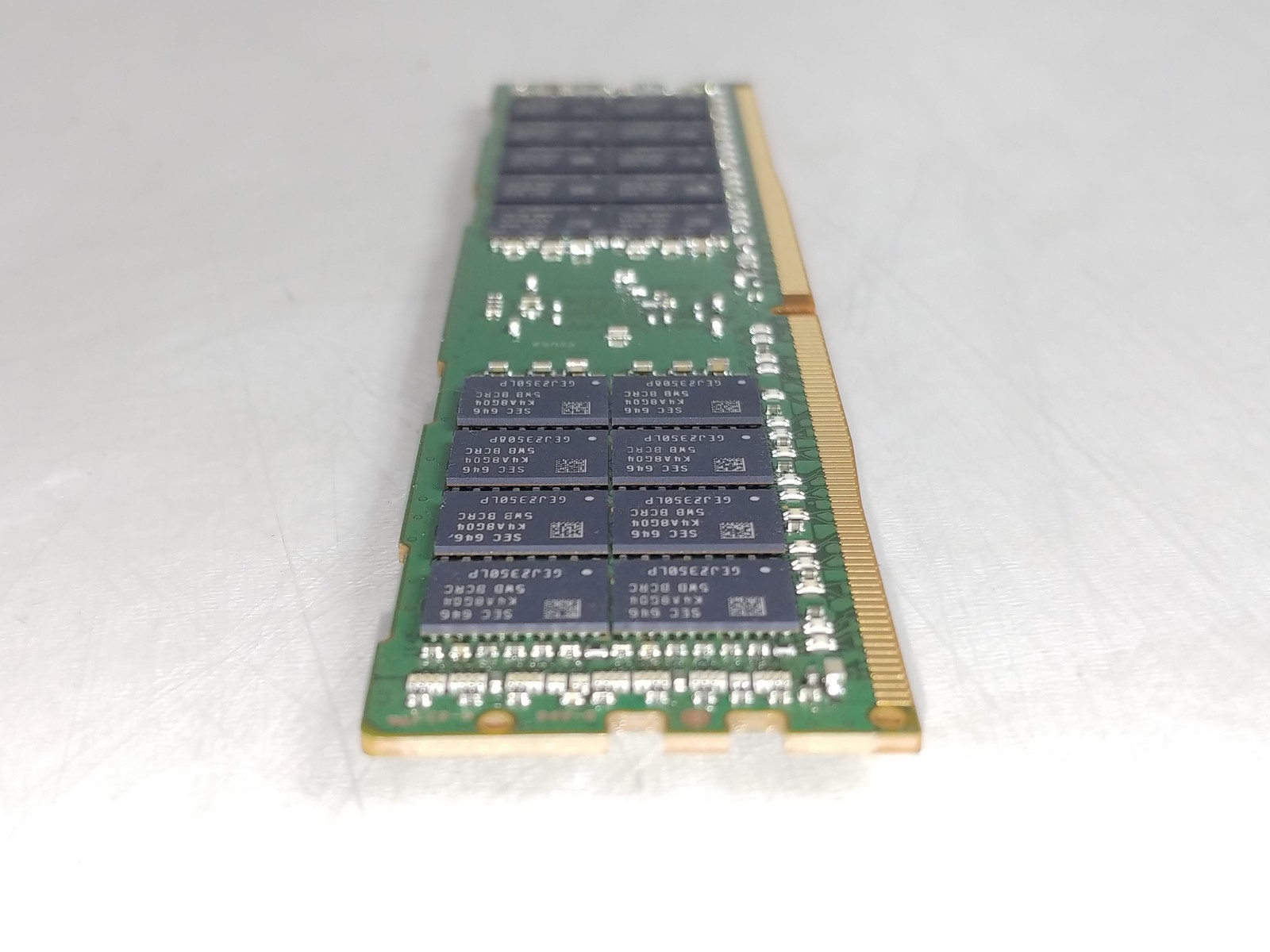 Major Brand 32 GB DDR4-2400T PC4-19200R 2Rx4 1.2V DIMM Server RAM
