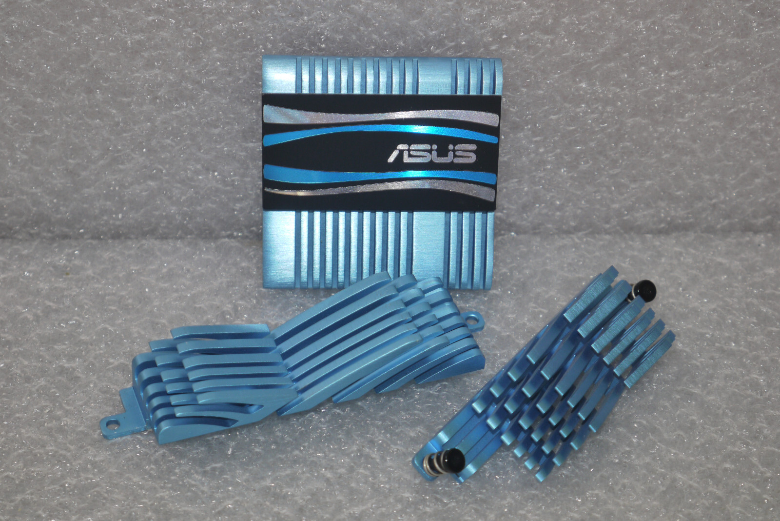 ASUS Cooler Kit Heatsink Motherboard P5Q Northbridge South Kit – Light Blue Passive