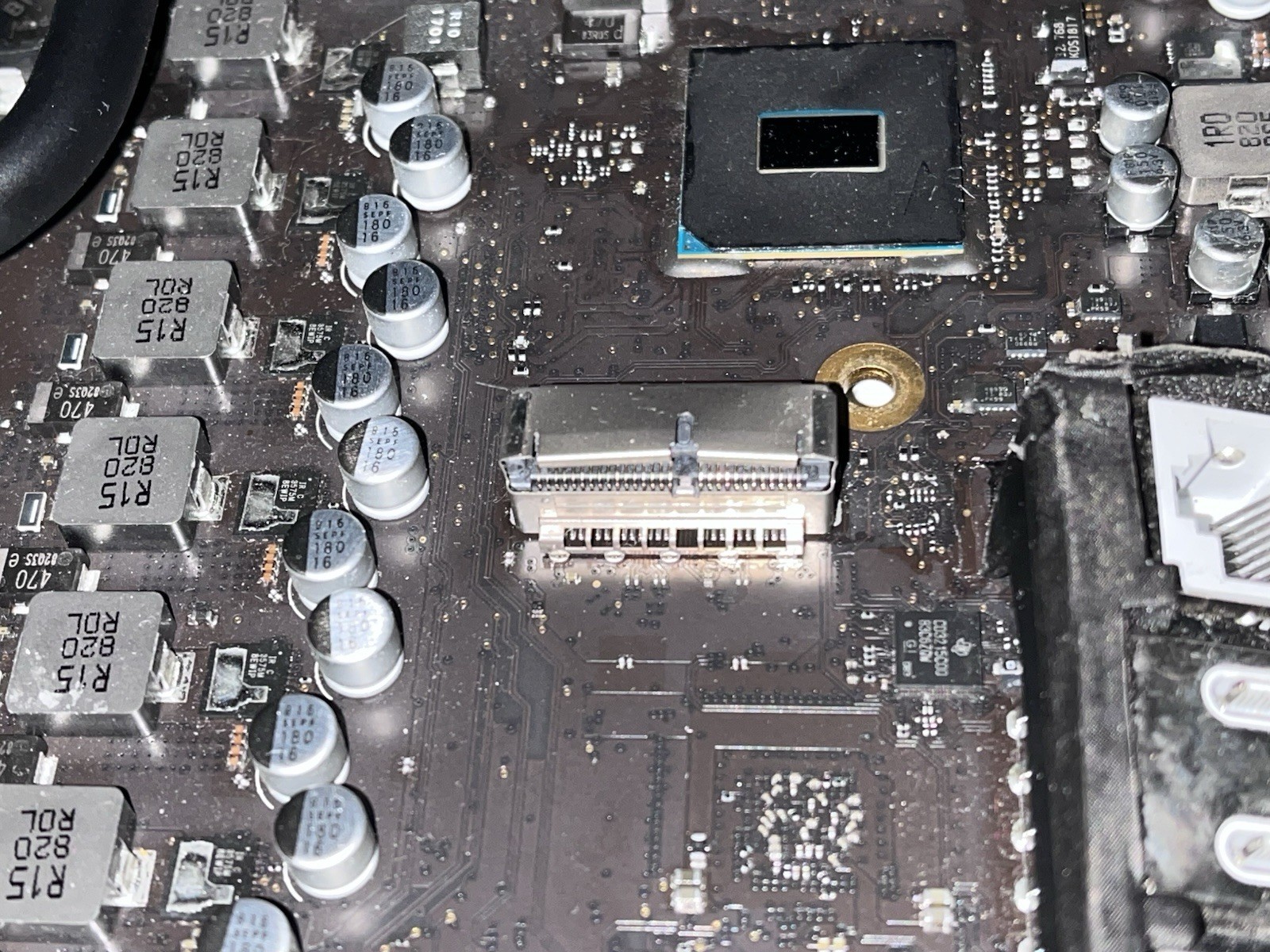 iMac A1419 5K 2017 27” Logic Board i5 7600K 3.8GHz Radeon 580 820-01134-A Apple