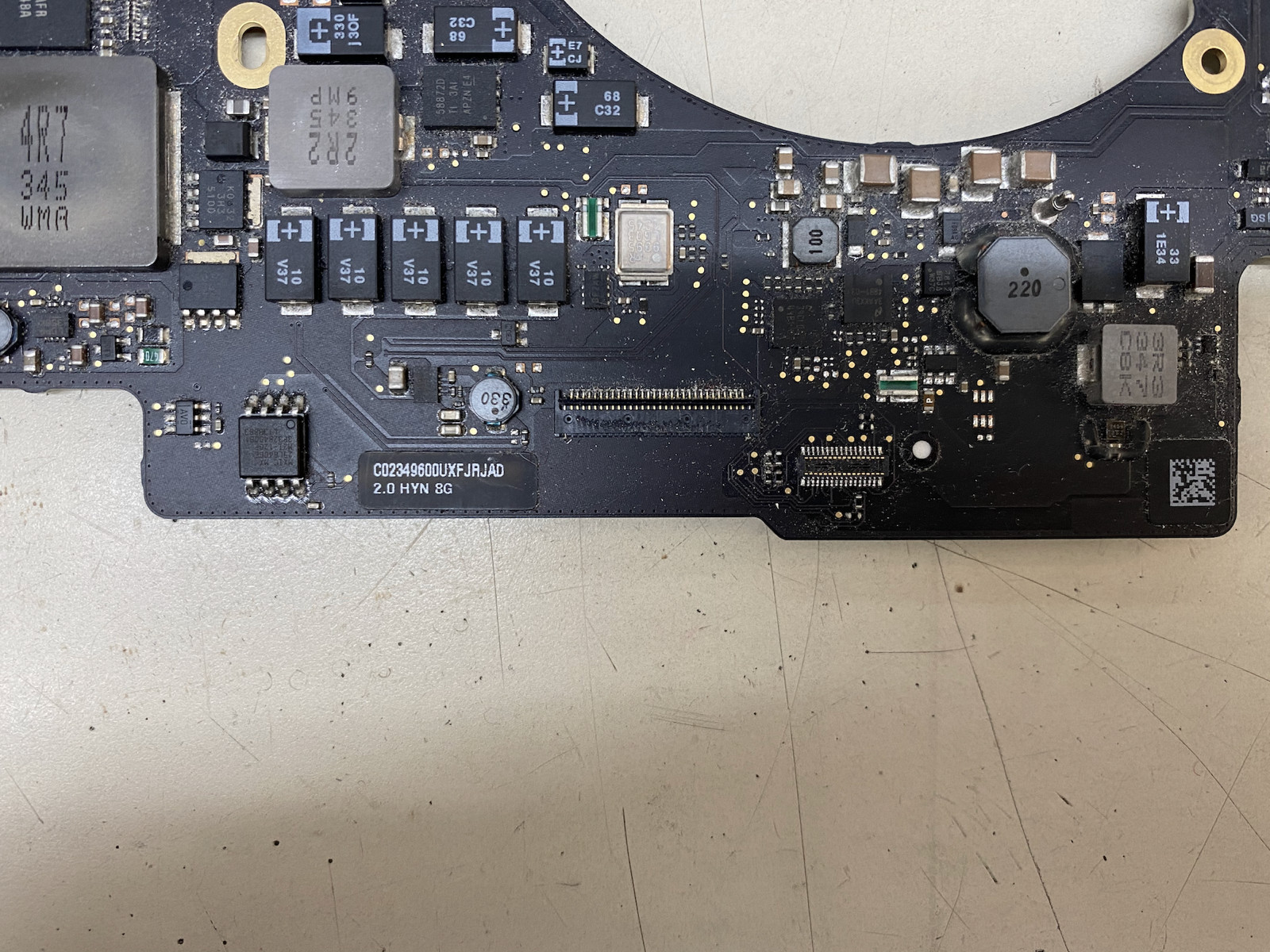 Apple MacBook Pro 15″ 2013 Logic Board 2.0 i7 8GB ME293LL/A 661-8302 A1398