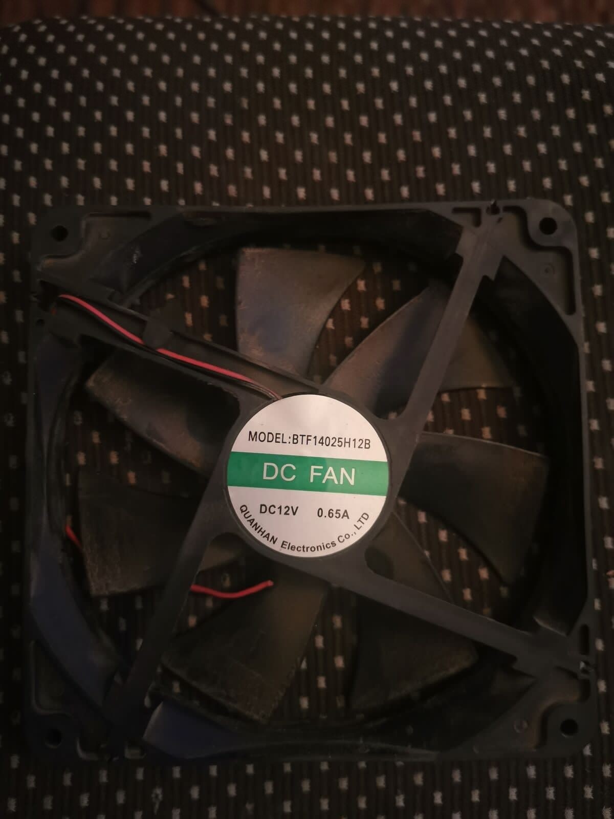BTF14025H12B Cooling Fan for DC 12V 0.65A 2Pin 140x140x25mm Replacement