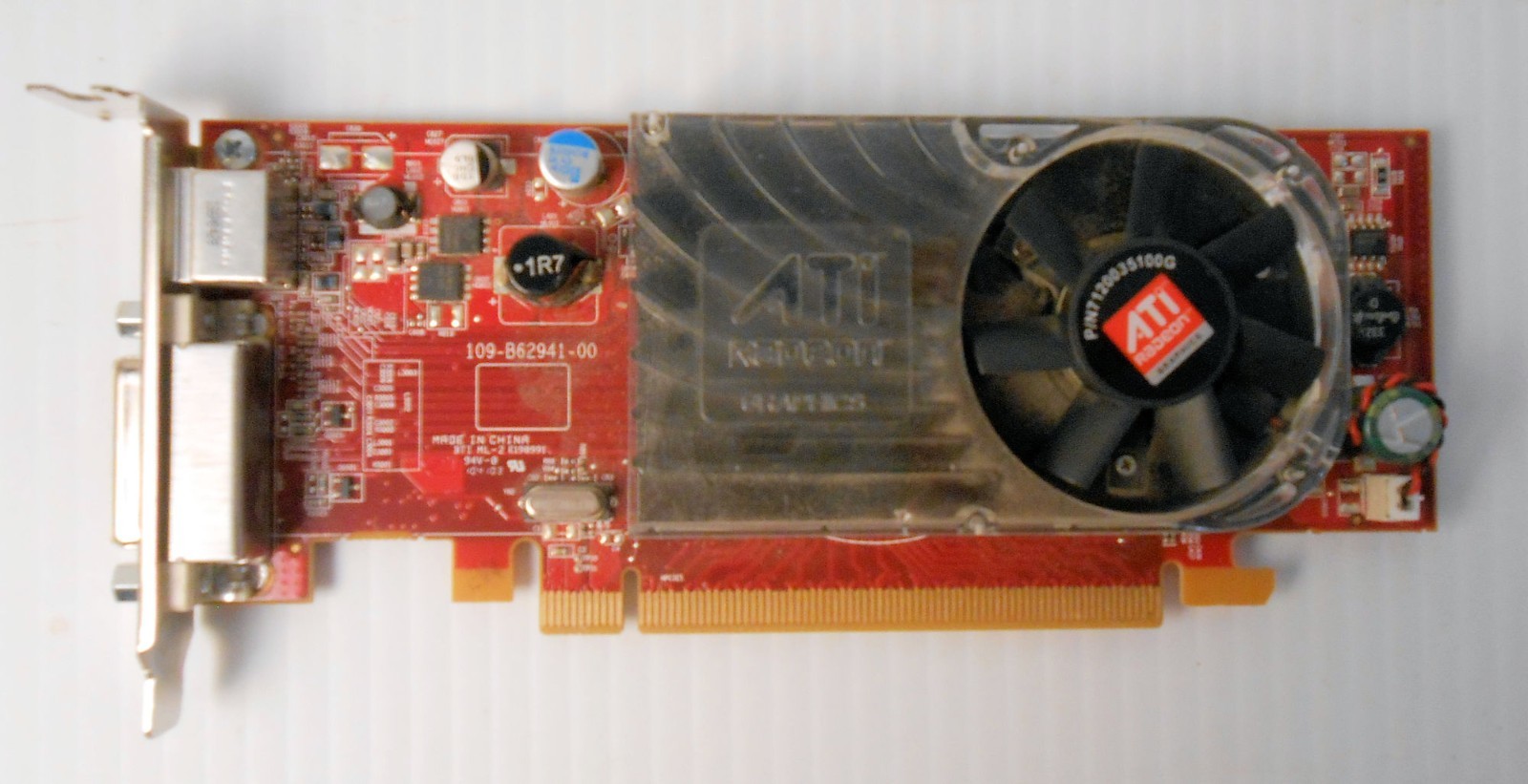 DELL ATI Radeon HD 3450 Low 0Y103D GRAPHIC VIDEO CARD PCI-E w/ Dual Monitor Cbl