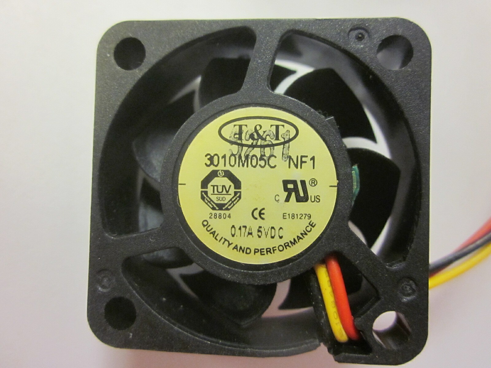 2pcs T&T 30mm 3010M05C DC5V 0.14A/0.17A 3010 3CM 30X30X10MM 3pin Cooling Fan