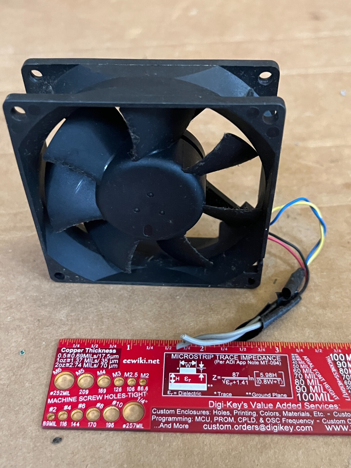 Delta Electronics AFB0812SH 12VDC 0.51A 80x80x25mm 4-wire Fan