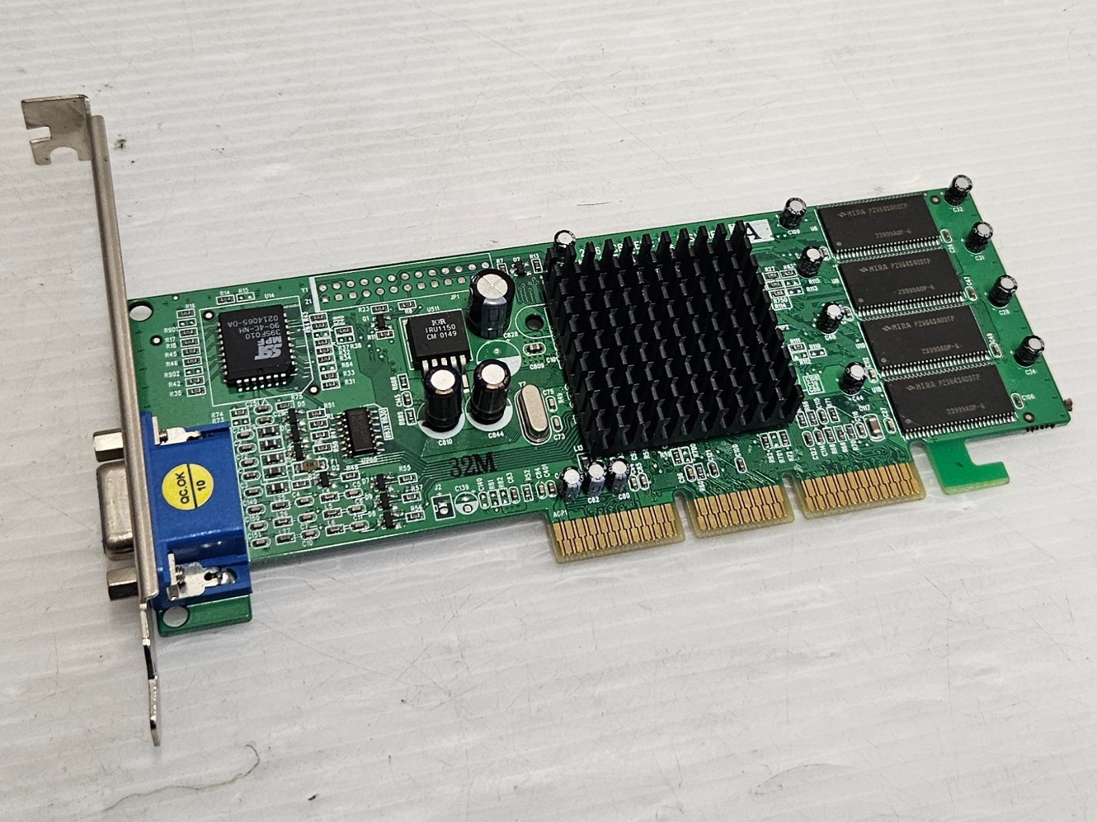 NVIDIA Riva TNT2 M64, 32MB SDR AGP 2x/4x, 2816PCB, Leadtek WinFast 3D LRI, WORKS