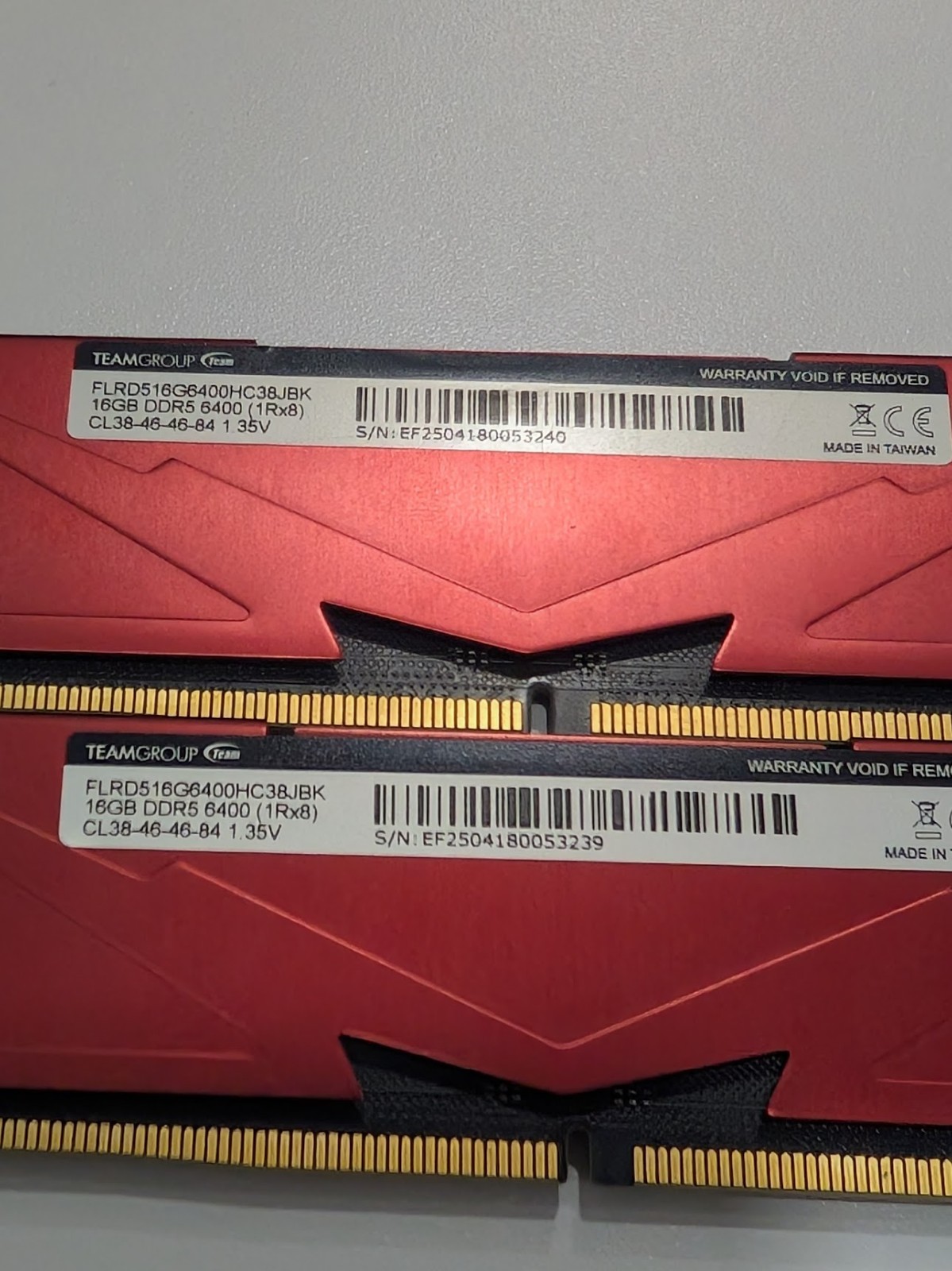 TEAMGROUP T-Force Vulcan 32GB 2x16GB DDR5 6400 6000 CL38 XMP EXPO Red