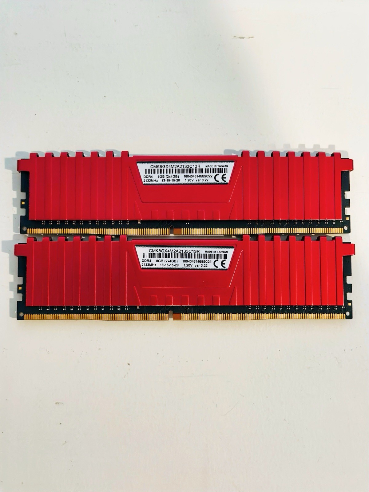 Corsair Vengeance LPX 8GB (2x4GB) DDR4-2133 DIMM 288-Pin Red CMK8GX4M2A2133C13R