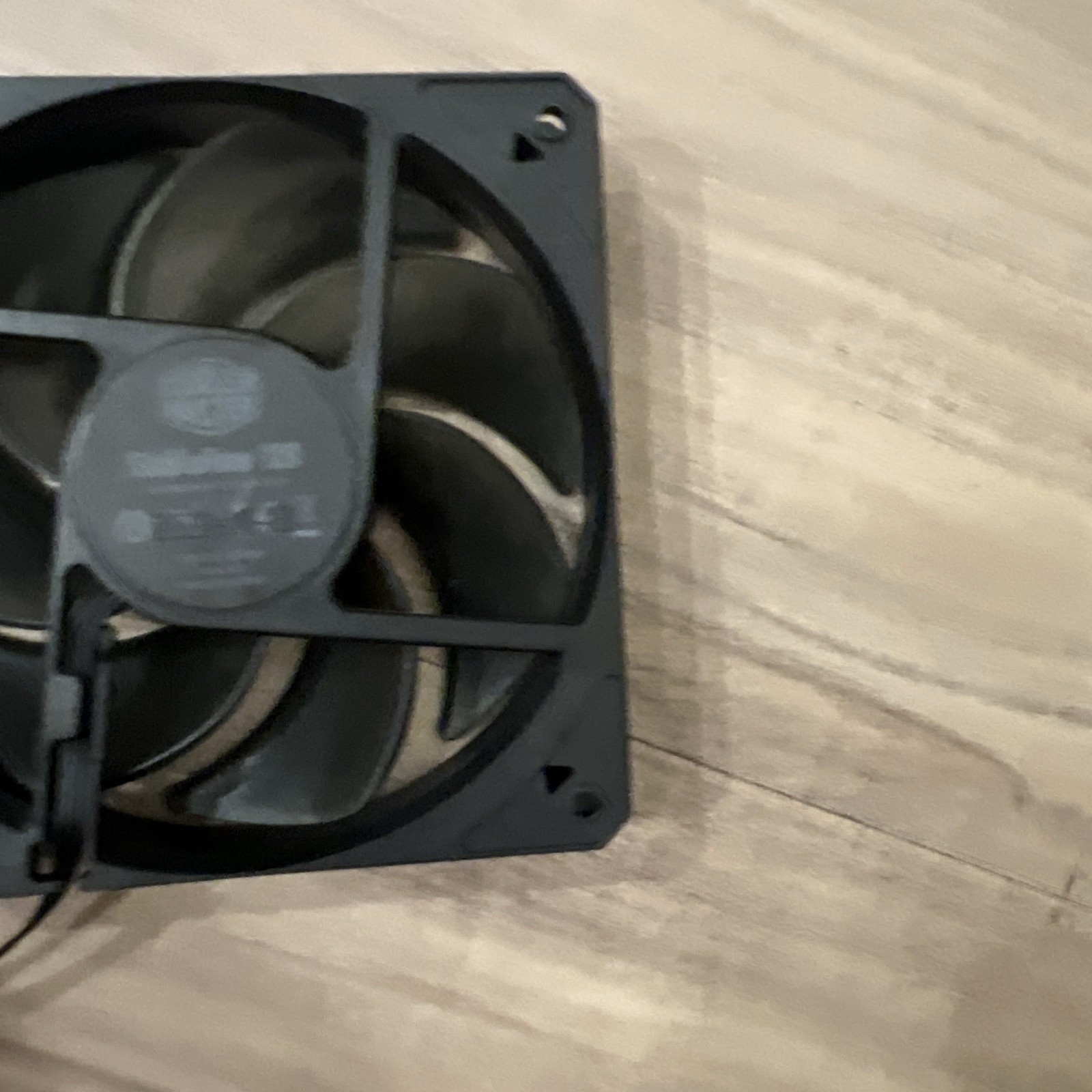 Cooler Master SickleFlow 120 Cooling Fan 120mm DF1202512RFMN