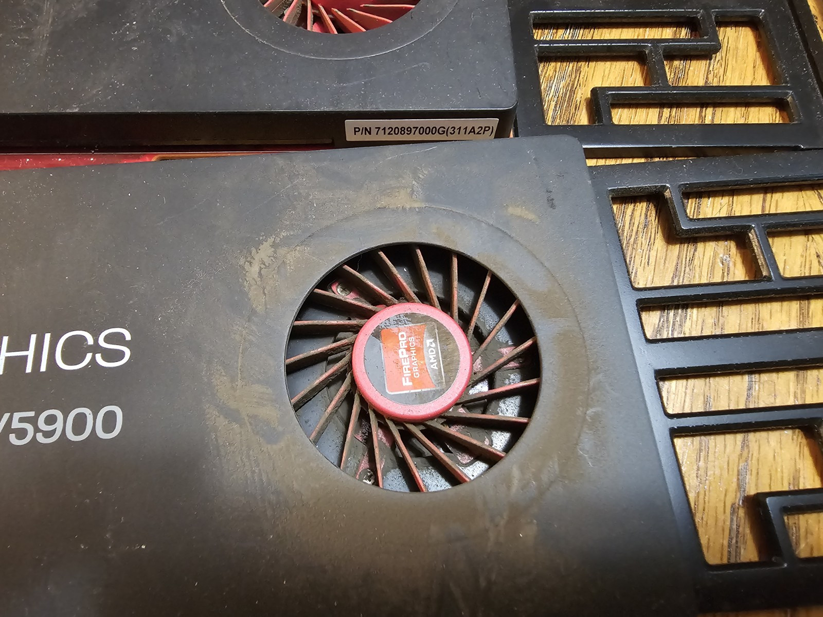 2 X AMD FirePro V5900 05DRVJ 2GB Dual DisplayPort PCIe Graphics Card