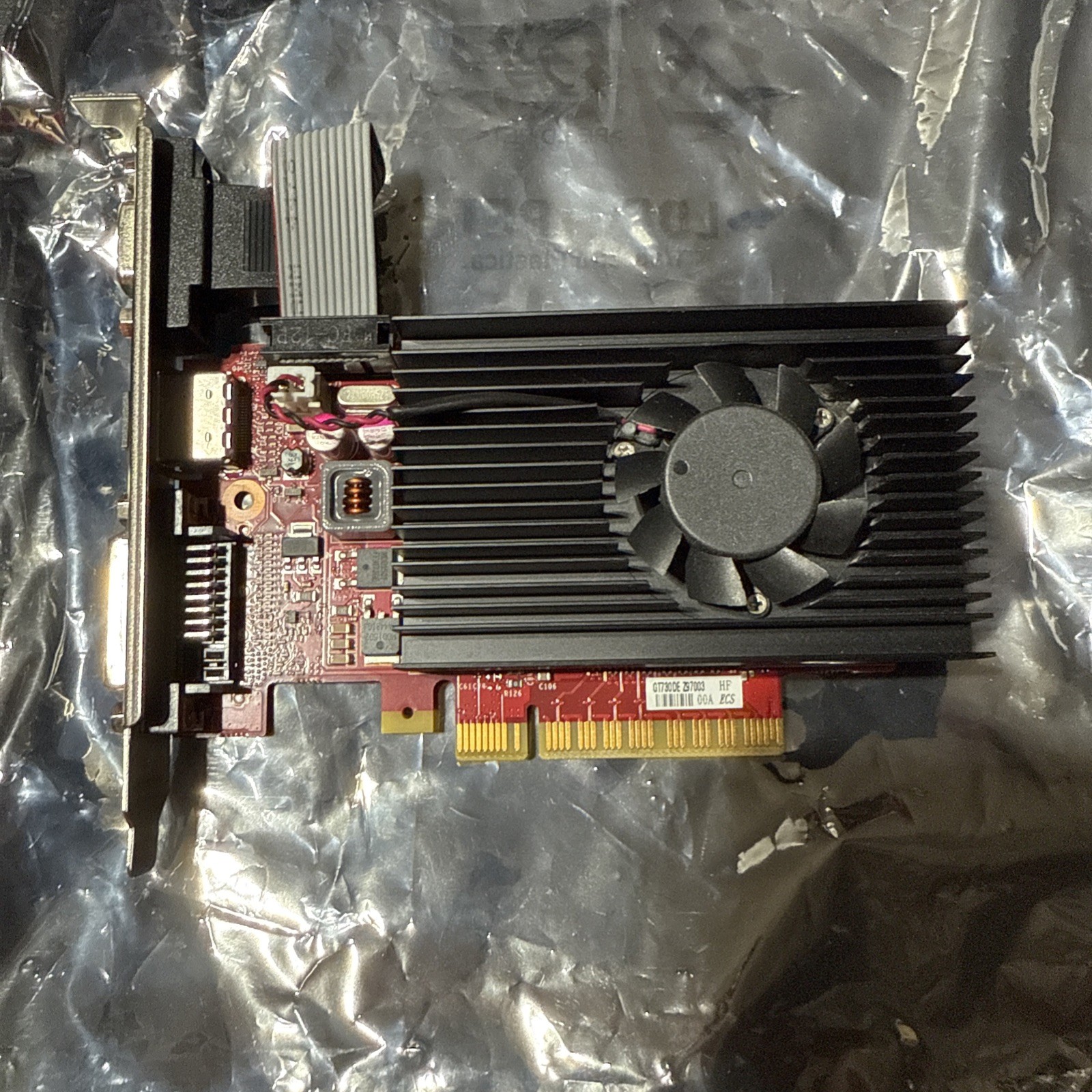 Nvidia Geforce GT730 2GB DDR3 HDMI DVI VGA Graphic Card – 0J27RG J27RG TESTED