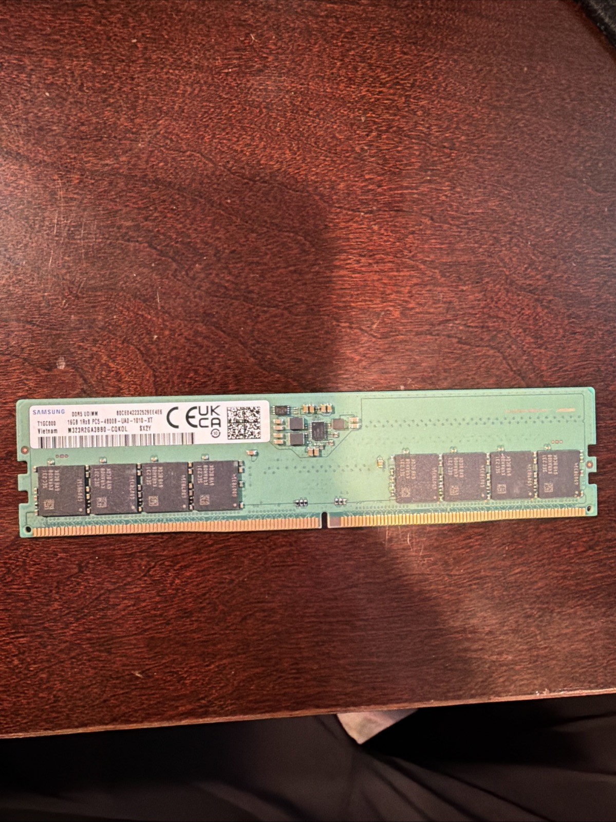 Samsung 16GB 1Rx8 PC5-4800B-U Desktop Memory M323R2GA3BB0-CQKOL SX2Y