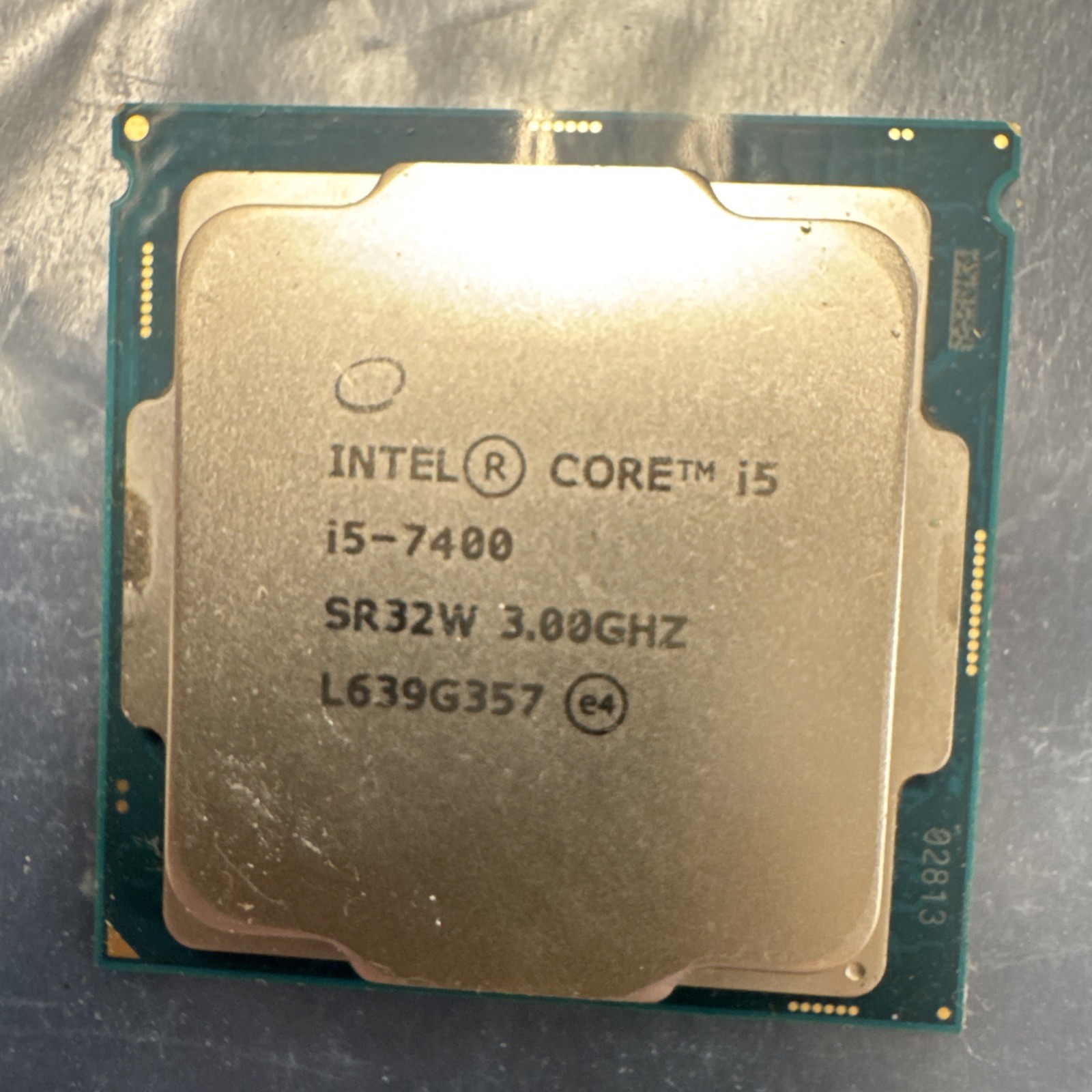 Intel Core i5-7400 SR32W 3.00 GHz 4 Core 6 MB Cache 8 GT/s CPU Processor