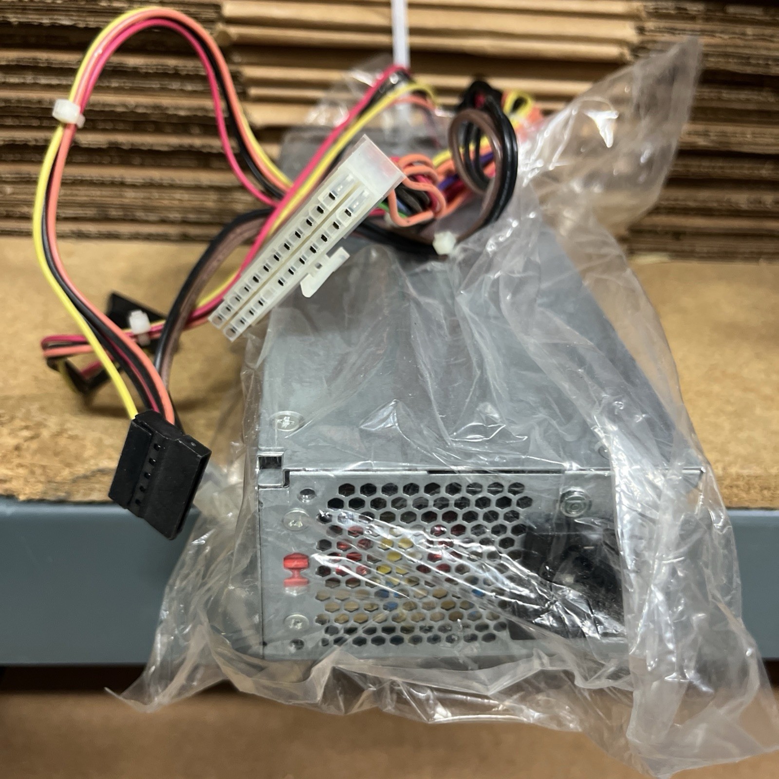 HP 633195-001 Pavilion Slimline S5 220W 24 Pin Desktop Power Supply