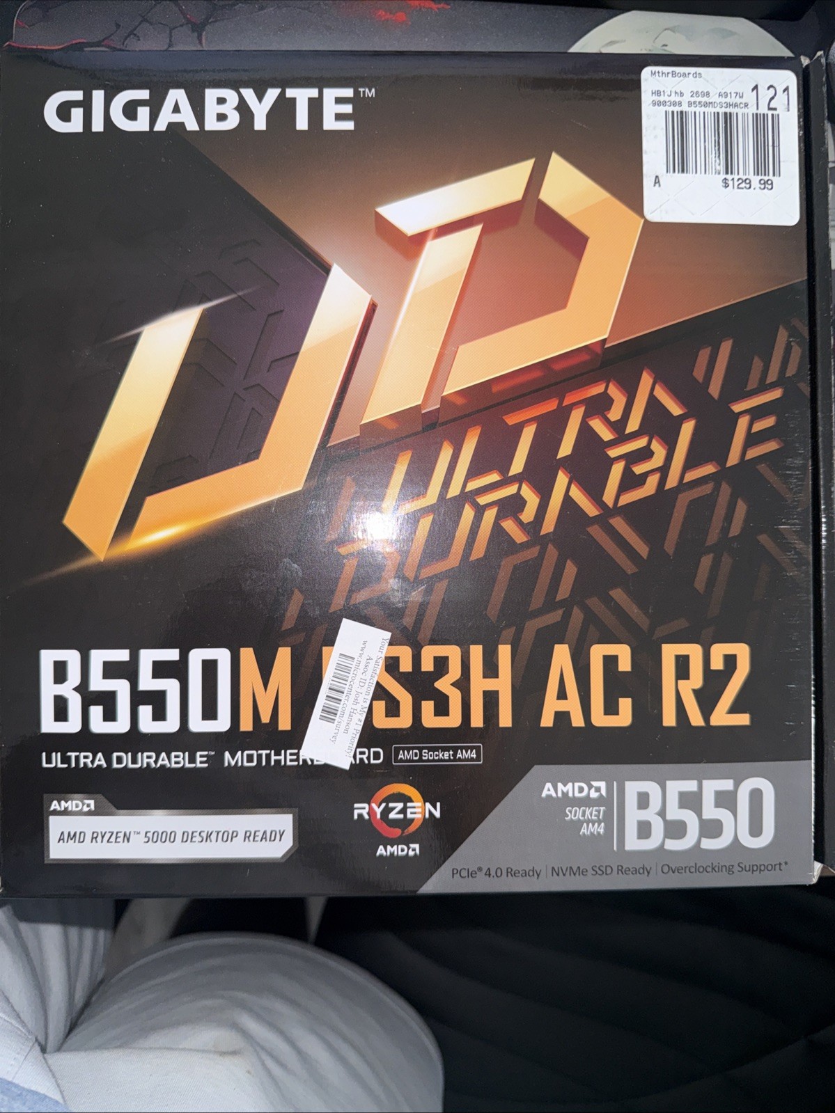 Gigabyte B550M Motherboard MicroATX, AMD Socket AM4