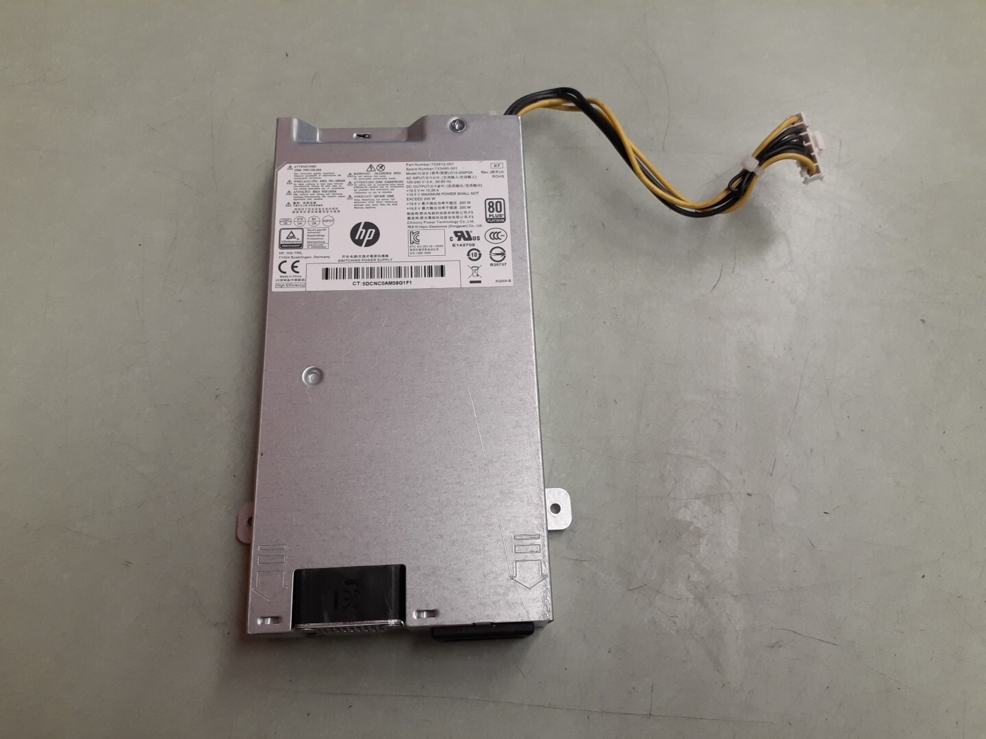 APC002 REV 0C 200W Switching Power Supply 702912-001 733490-001