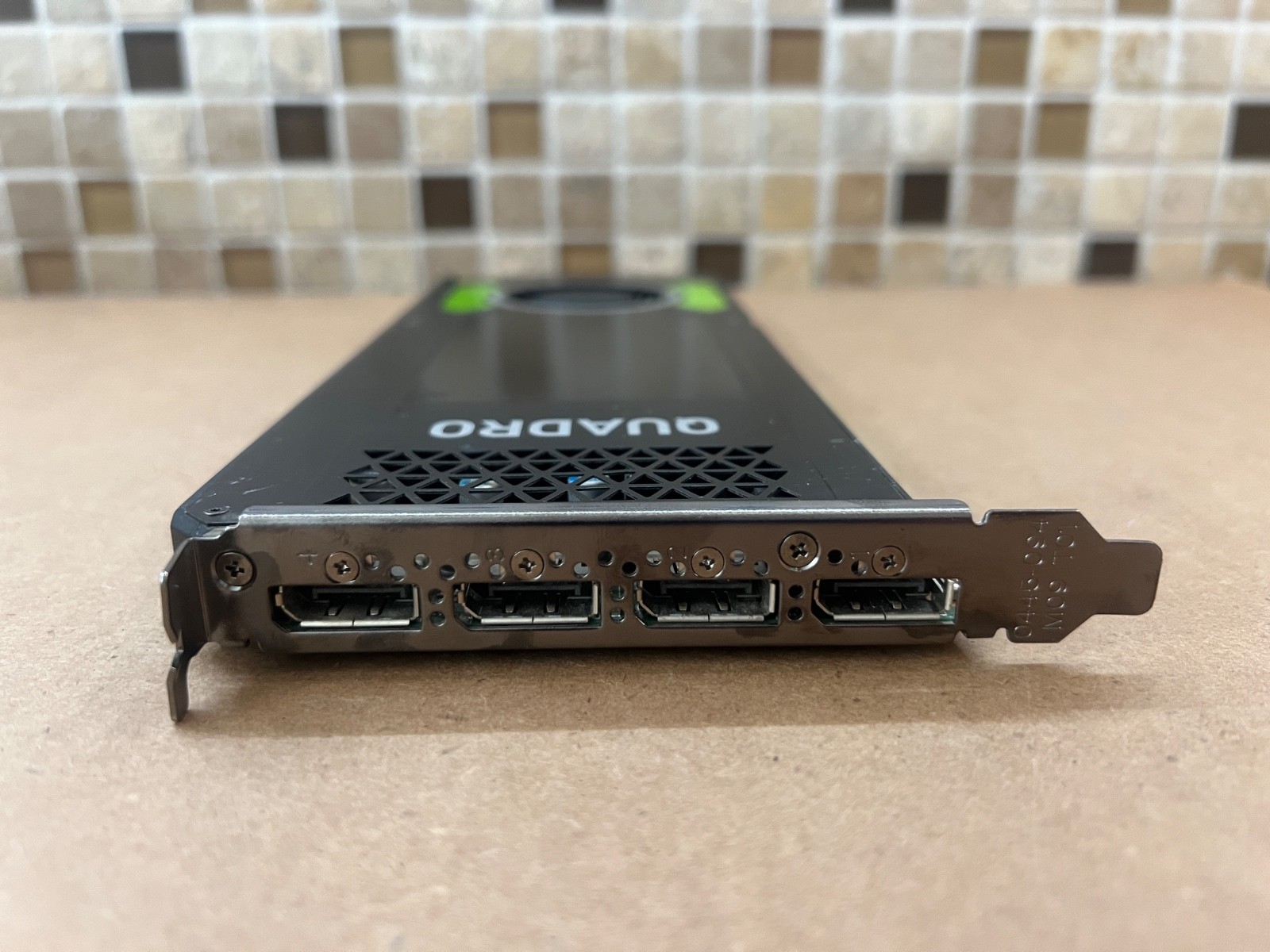 Nvidia Quadro M4000 8GB DDR5 01T98G 4XDisplay Ports PCI-E Graphics Card