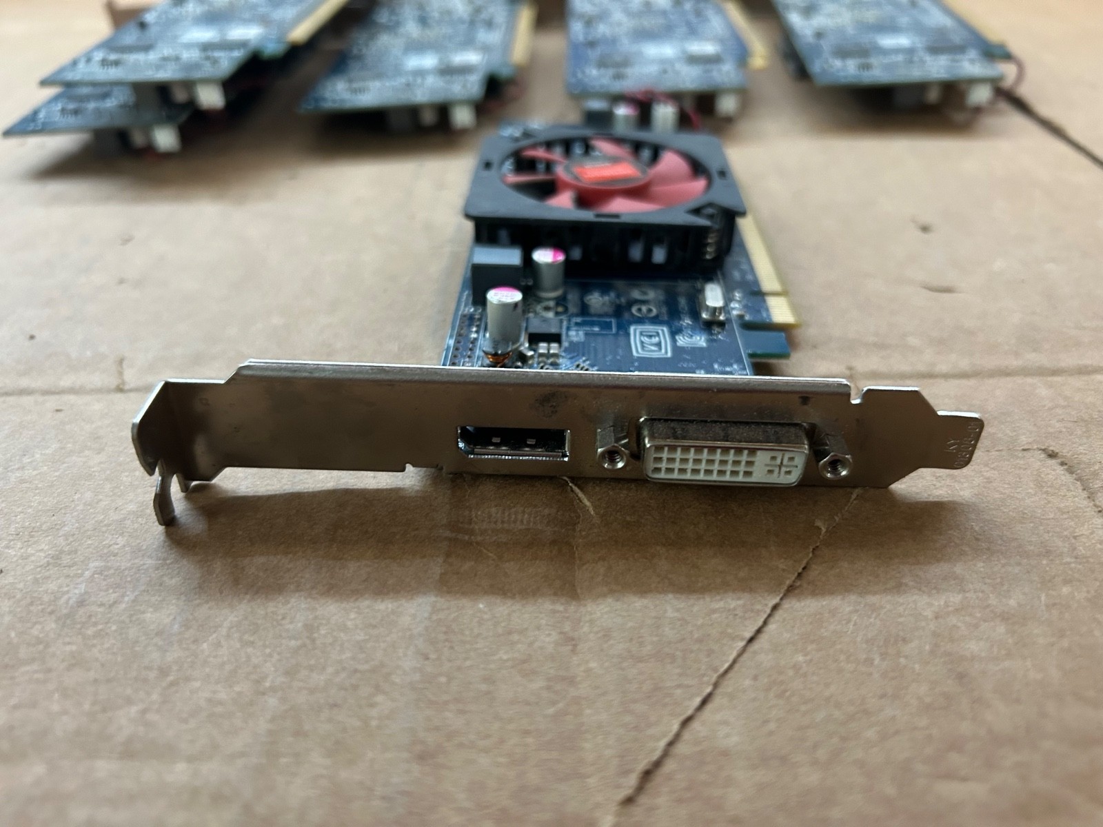 LOT OF 6 Dell AMD Radeon HD 7470 1GB GDDR3 DP/DVI VVYN4 Graphics/Video card