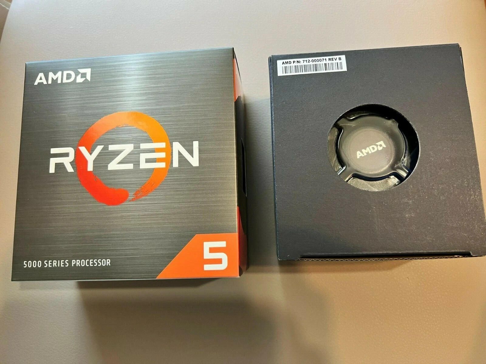 AMD Wraith AM4 CPU Cooler Fan + Heatsink for Ryzen 5000 Series New in Box