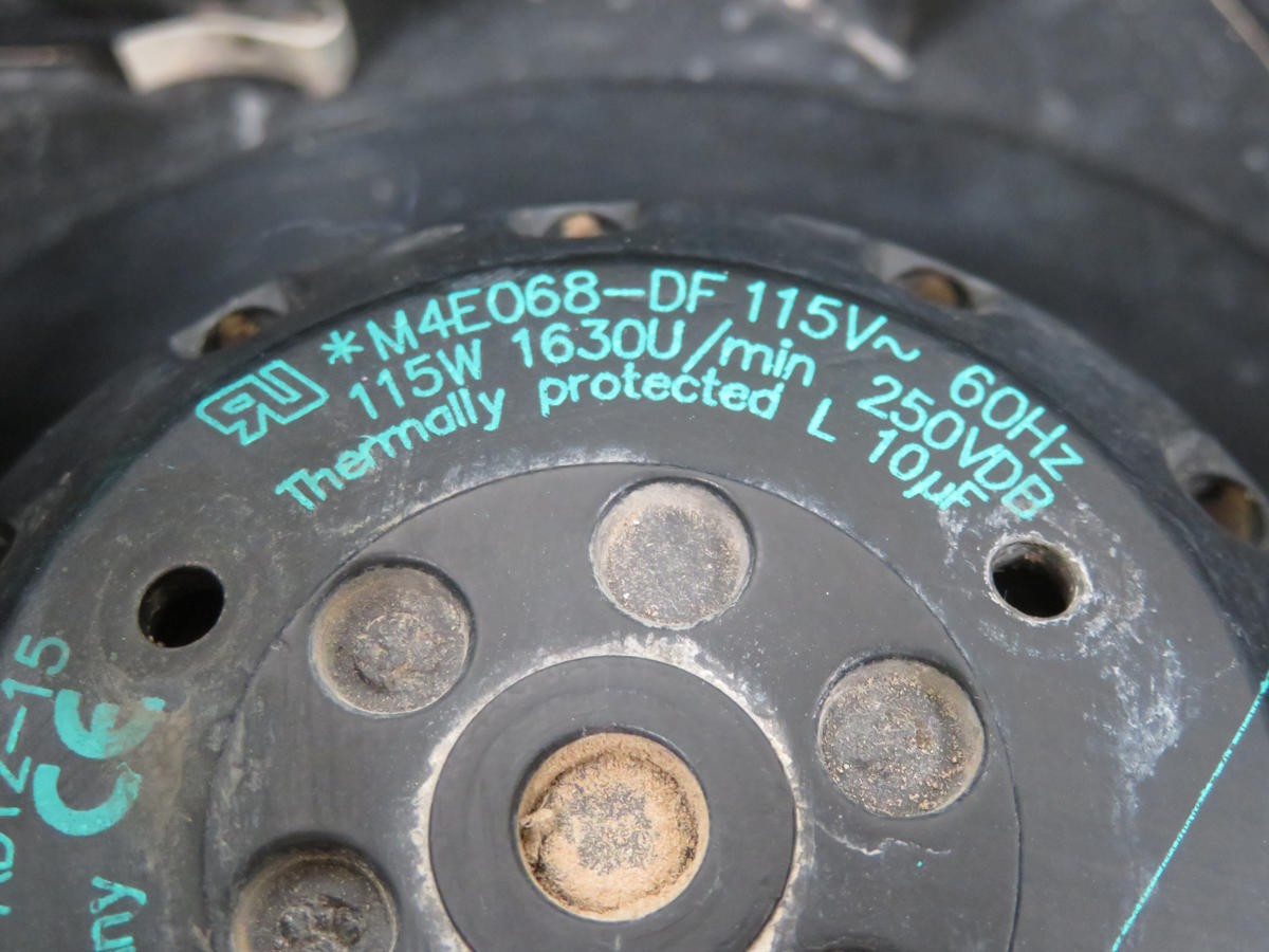 EBM M4E068-DF R4E280-AD12-15 FAN AC MOTOR CYLINDRICAL BODY T201631