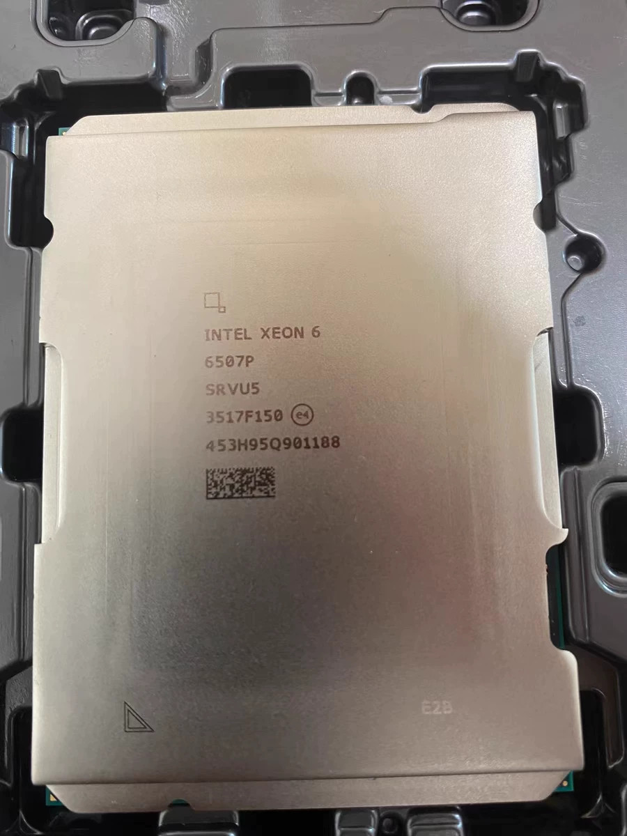 Intel Xeon 6 6507P CPU 12Core 24Thread 2.2GHz 48MB LGA4710 SRVU5 Processor