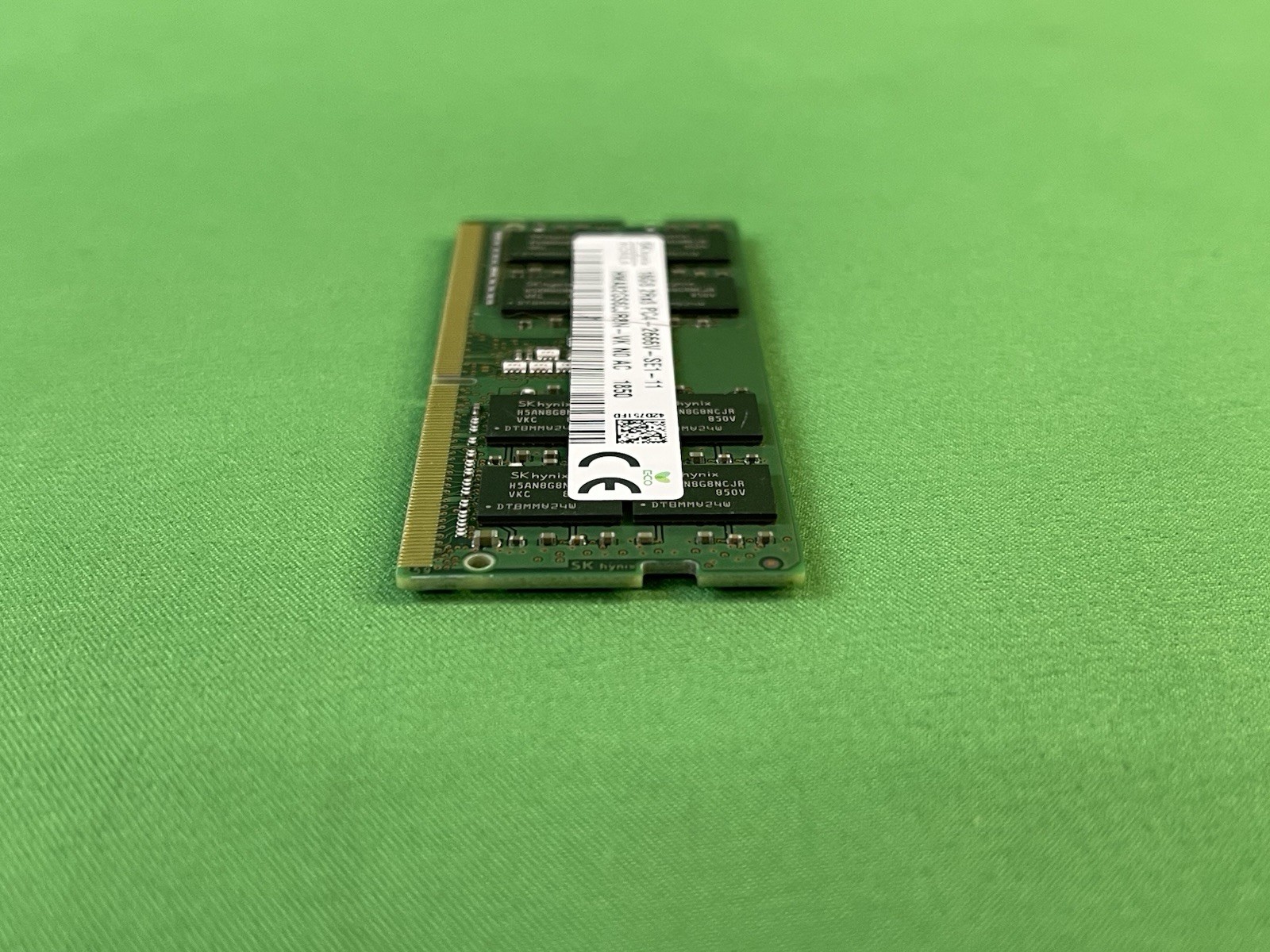 SK Hynix HMA82GS6CJR8N-VK 16GB (1x16GB) RAM DDR4 2666MHz