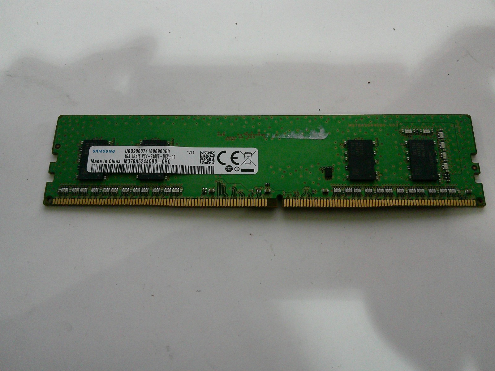 Samsung 4GB DDR4 desktop memory module, M378A5244CB0-CRC