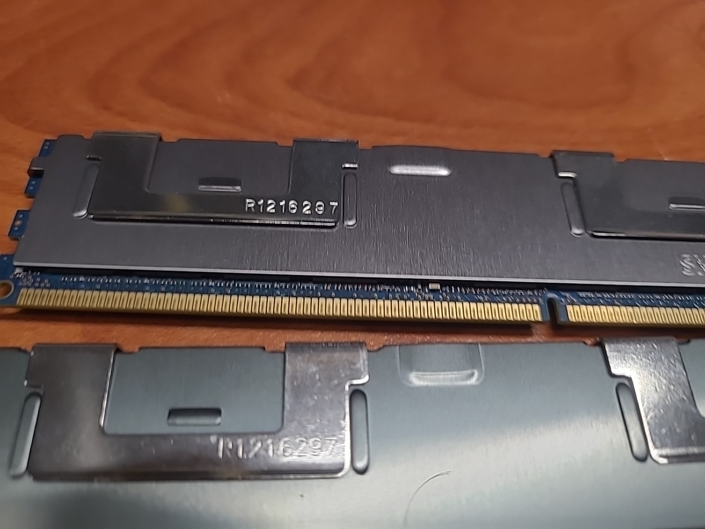 2x 32gb ddr3 ram Ecc PC3L -10600R-9-12-AB1 Total 64gb