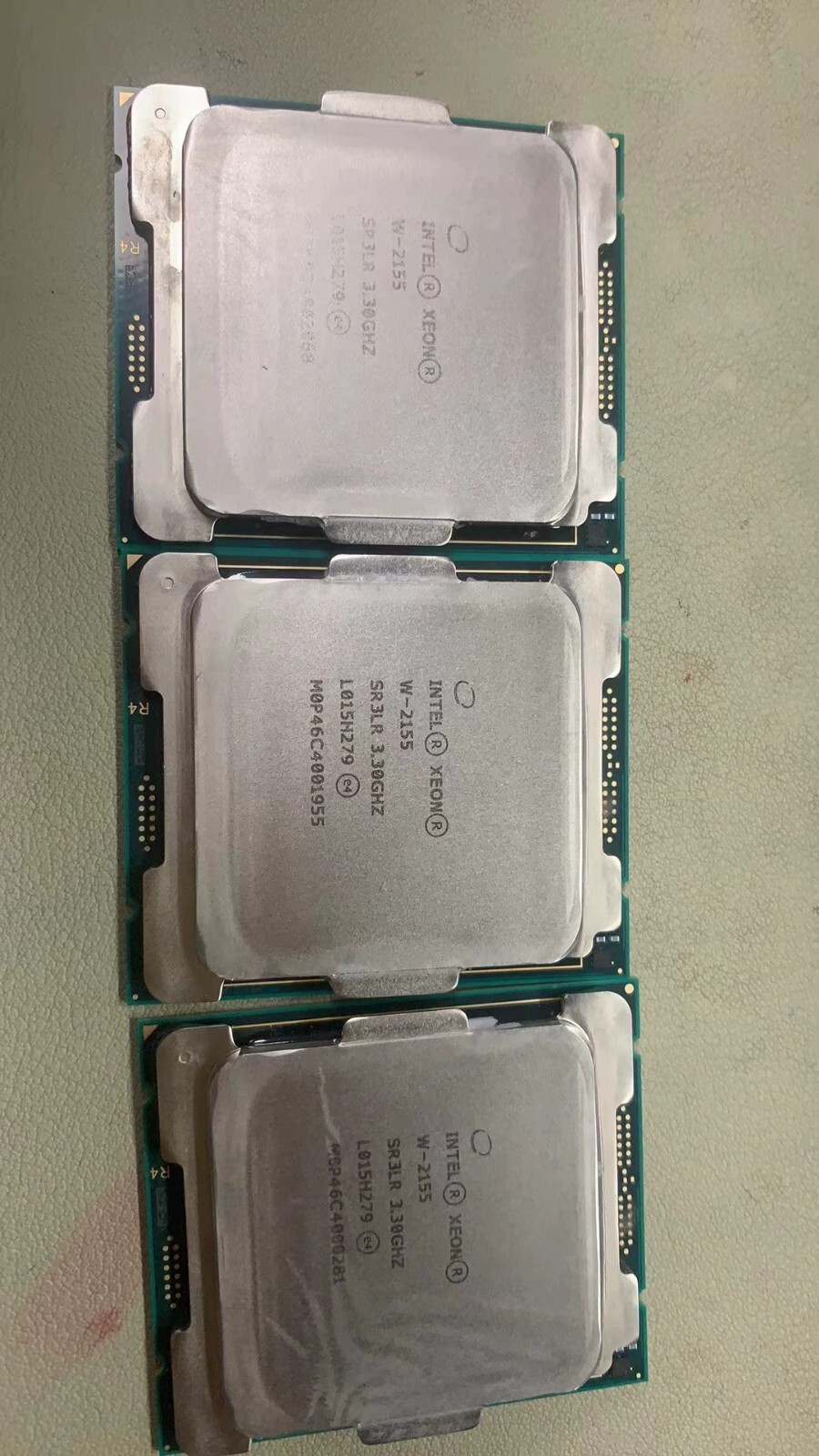 1pcs Original Intel Xeon W-2155 SR3LR 3.30GHz 13.75MB 140W 10-Core CPU